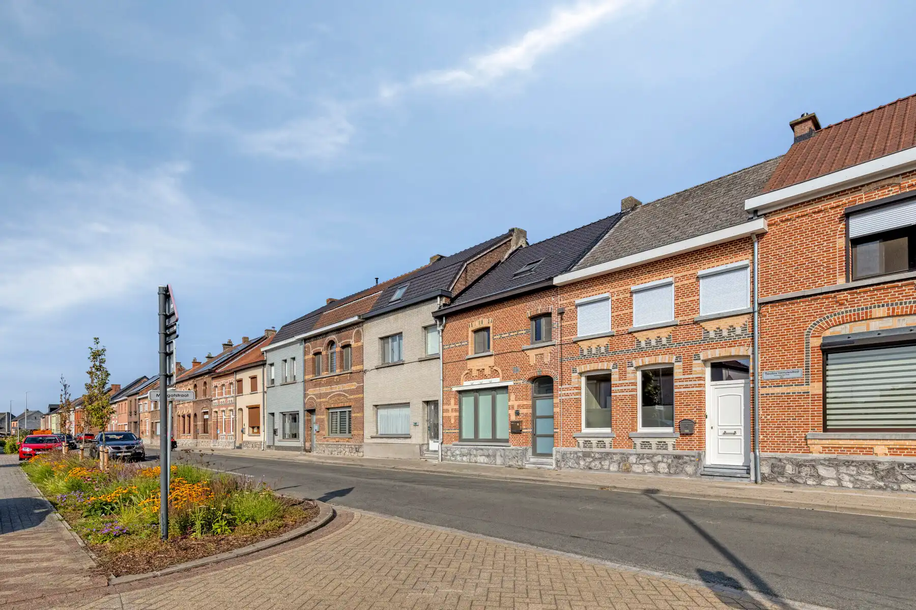 Instapklare gezinswoning pal bij centrum Baasrode  foto 4