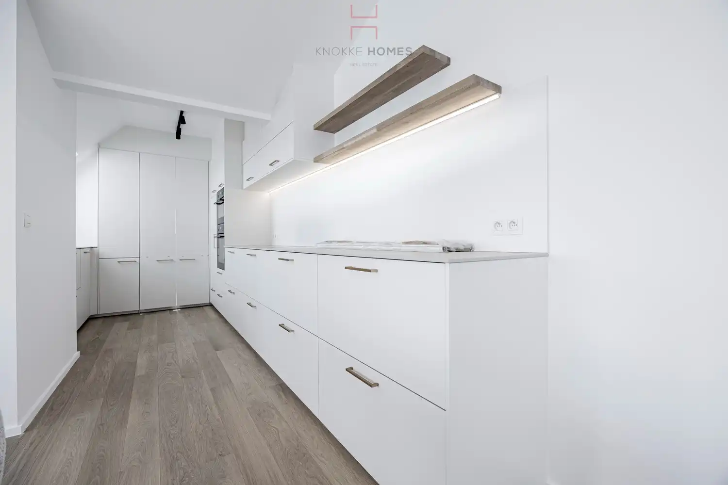 Ruim en lichtrijk appartement vlakbij het strand van Duinbergen foto 14