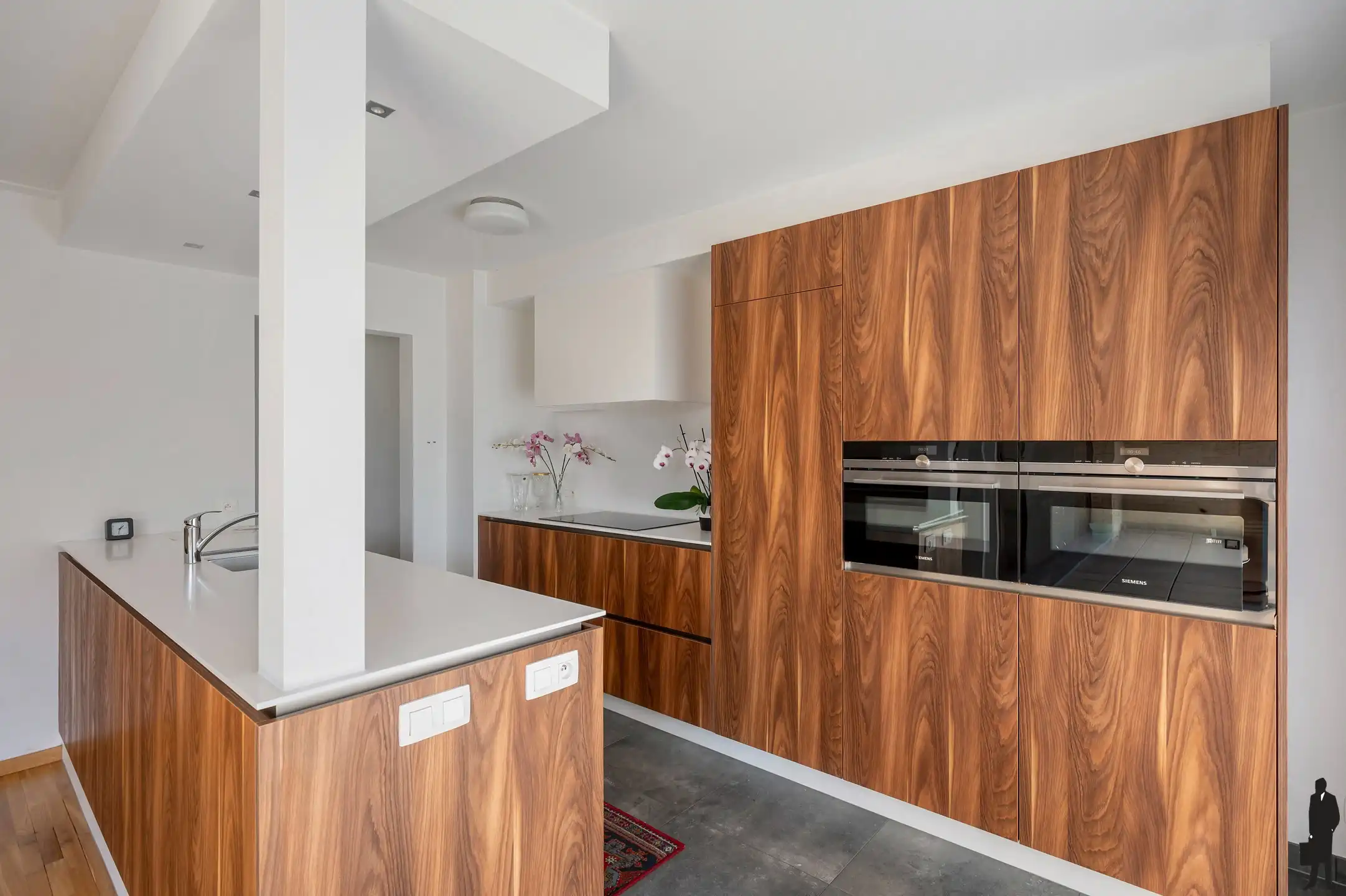 Ruim appartement van 123m² met zuidterras foto 8