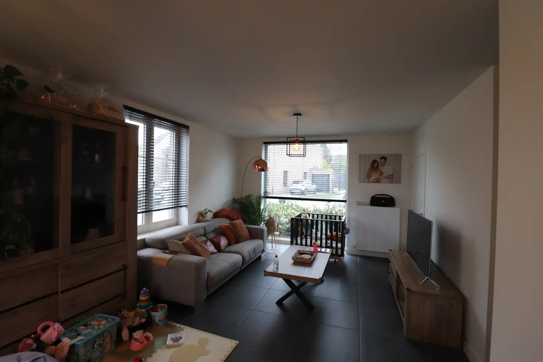 Een recente energiezuinige woning met 3 slaapkamers en tuin.  foto 4