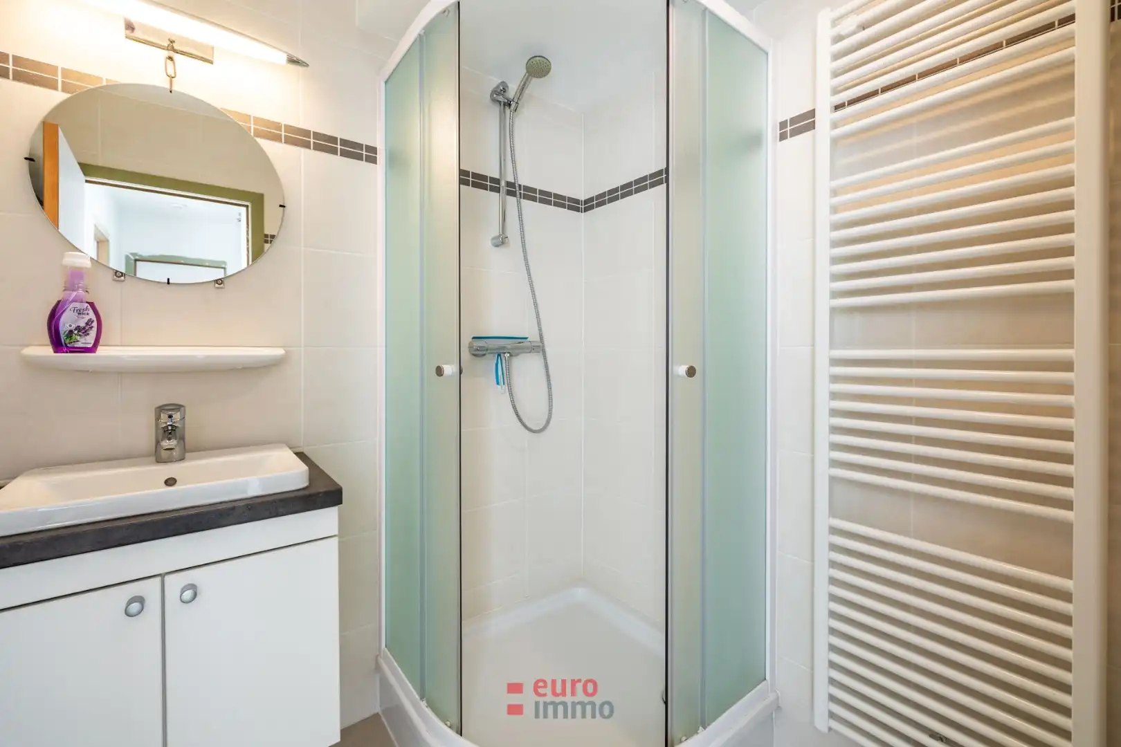 Gelijkvloers topappartement met super groot terras & tuin! foto 8