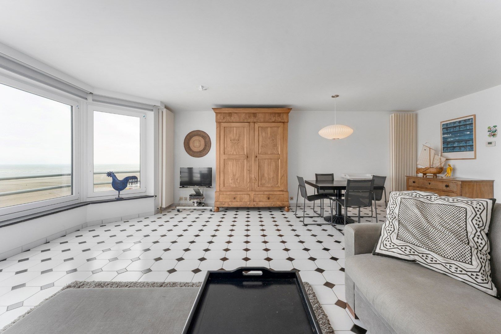 Appartement met een gevelbreedte van 7 meter en frontaal zeezicht foto {{pictureIndex}}
