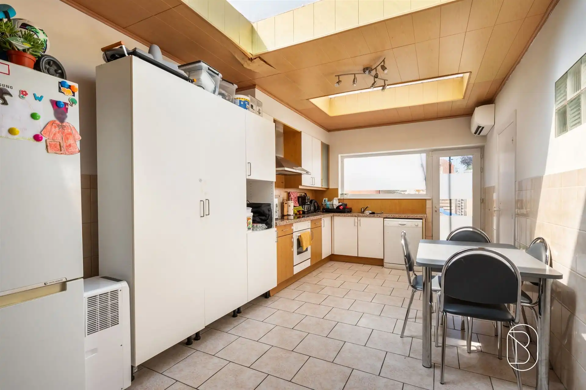 Rustig gelegen woning met 3 slk, bureau en tuin! foto 5