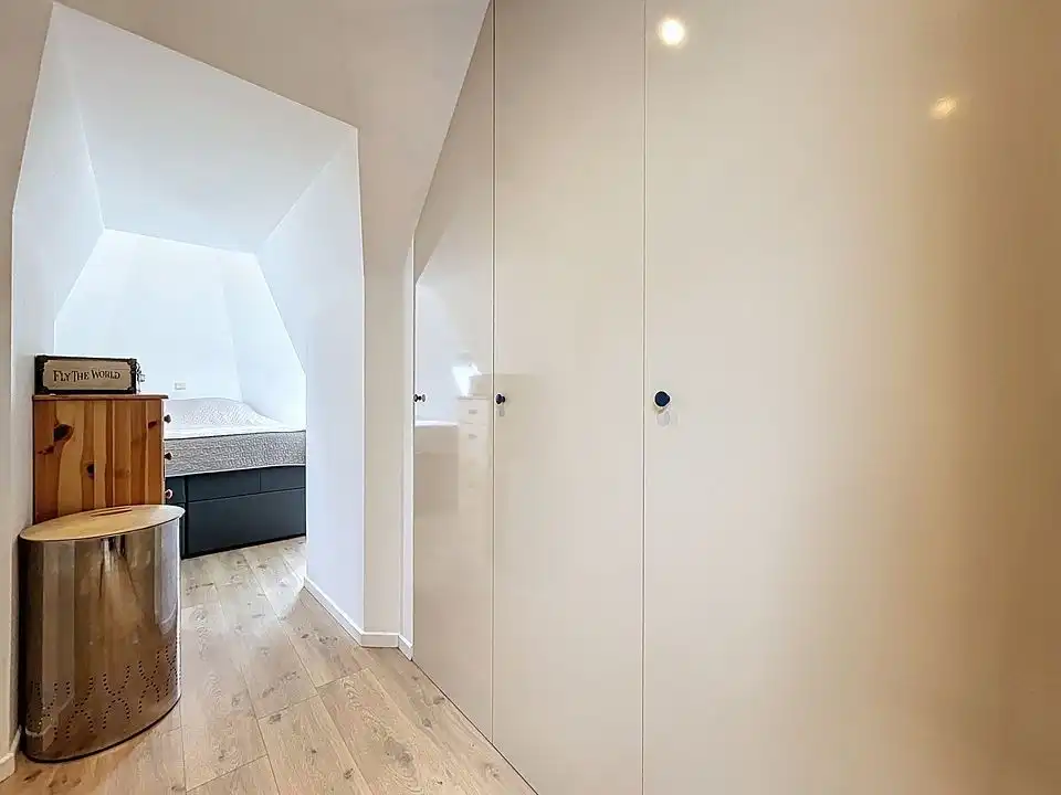 Uw eigen plek aan zee: stijlvol duplex-appartement met 3 slpks in het hart van Koksijde foto 22