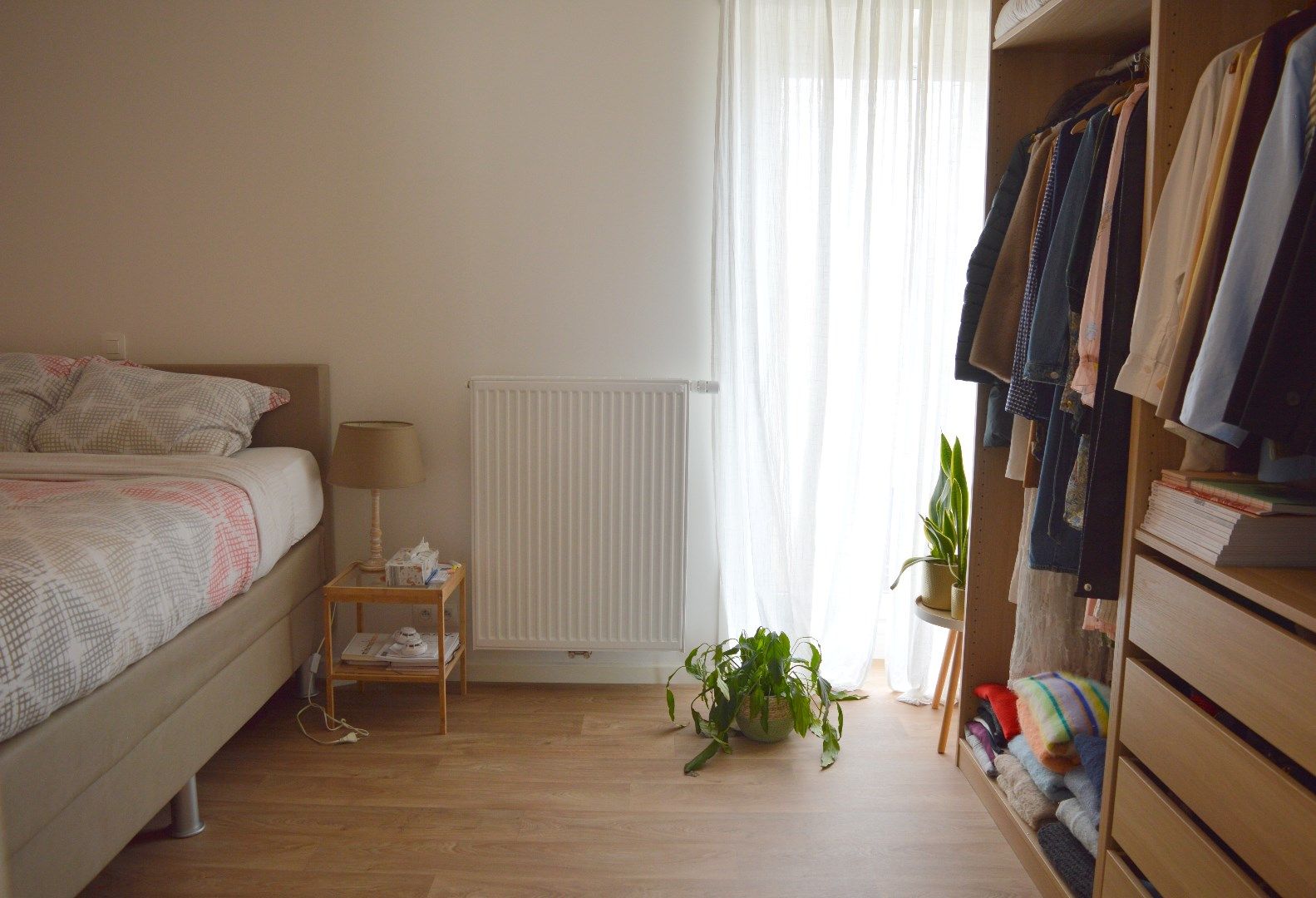 Mooie rijwoning met zonnige tuin op het zuidoosten in Heule met 3 slaapkamers foto 9