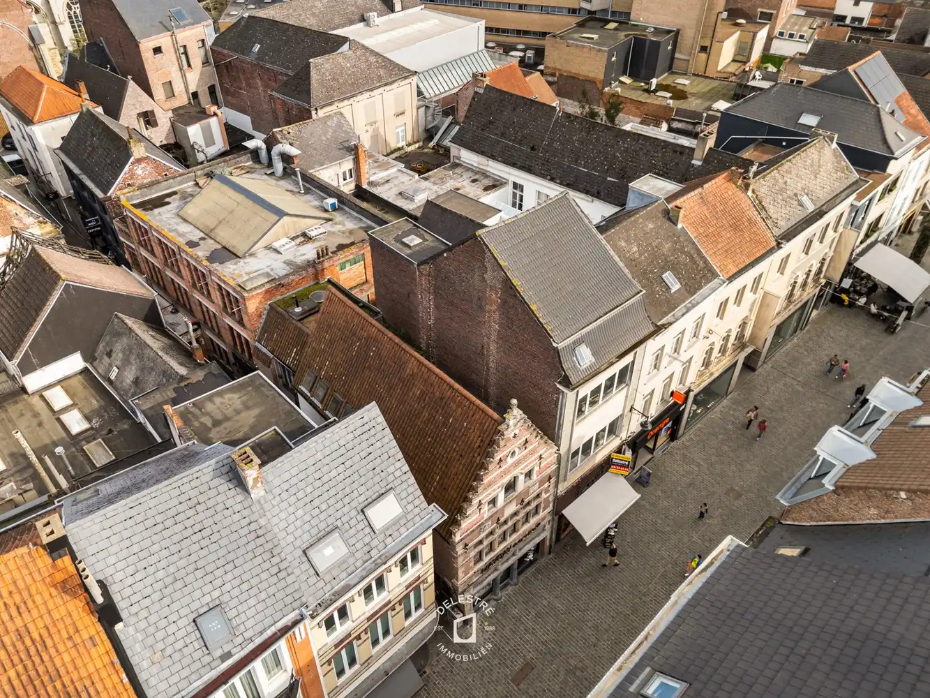 Karaktervol historisch pand te huur in hartje Aalst foto 21