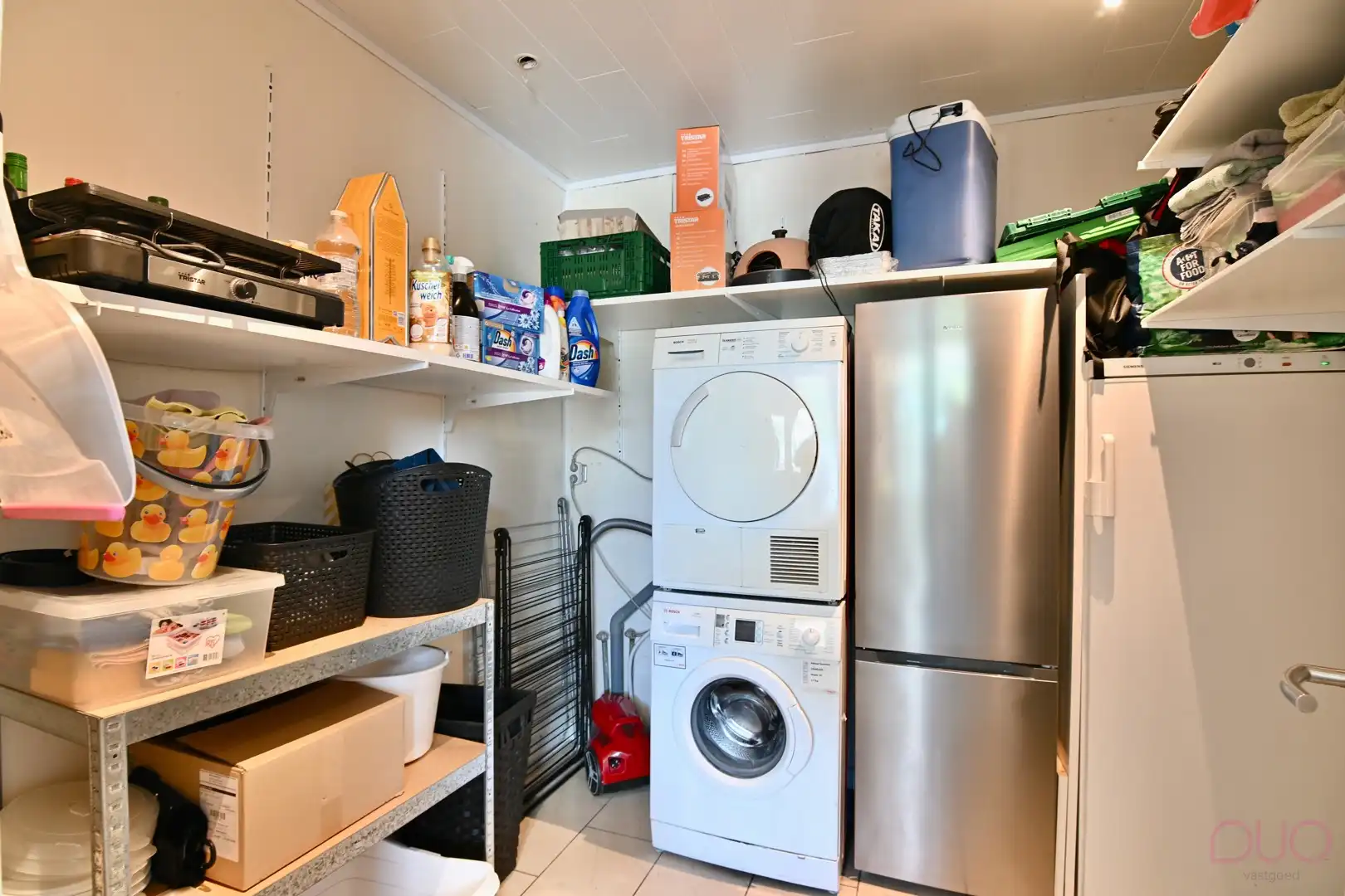 Rustig gelegen gezinswoning met vier slaapkamers en dubbele garage foto 10
