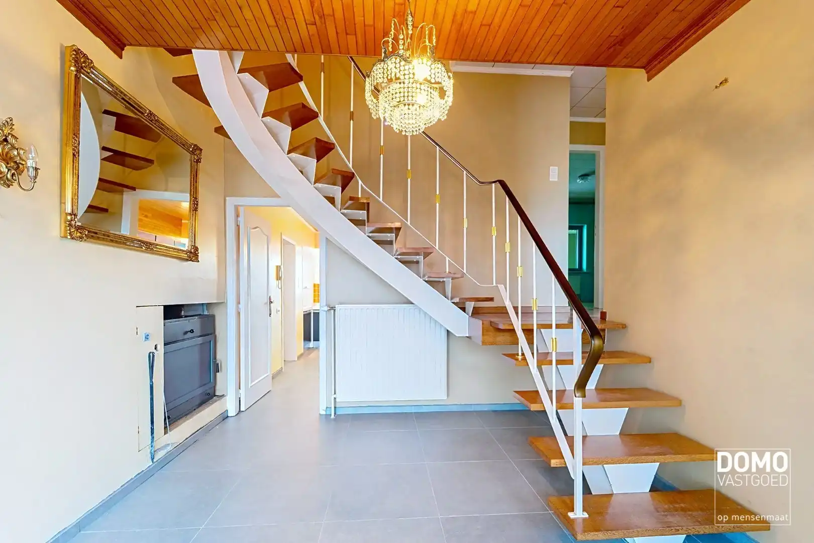 Ruime woning met weiland te koop te Alken foto 9