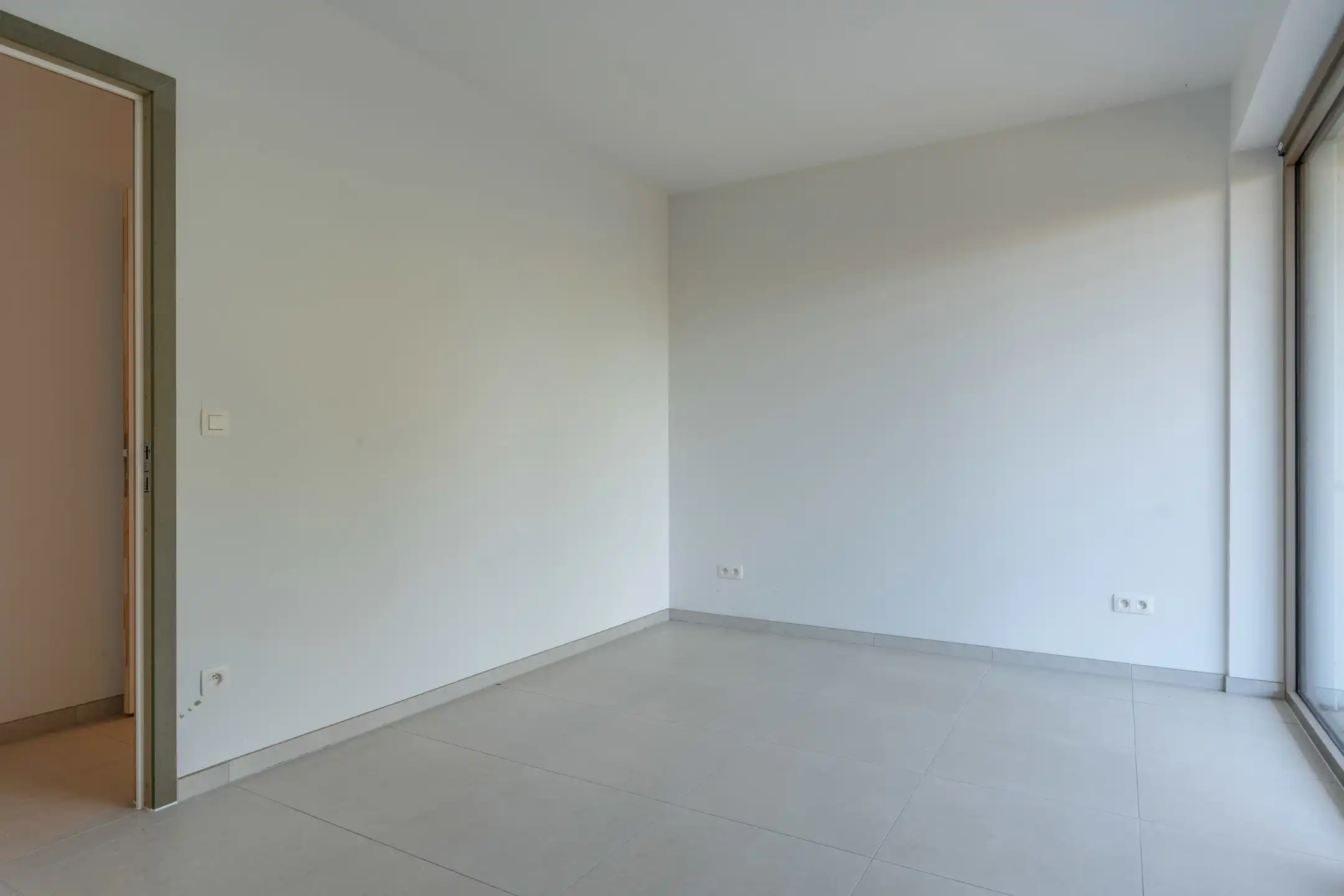 Knap energiezuinig appartement met tof terras foto 16