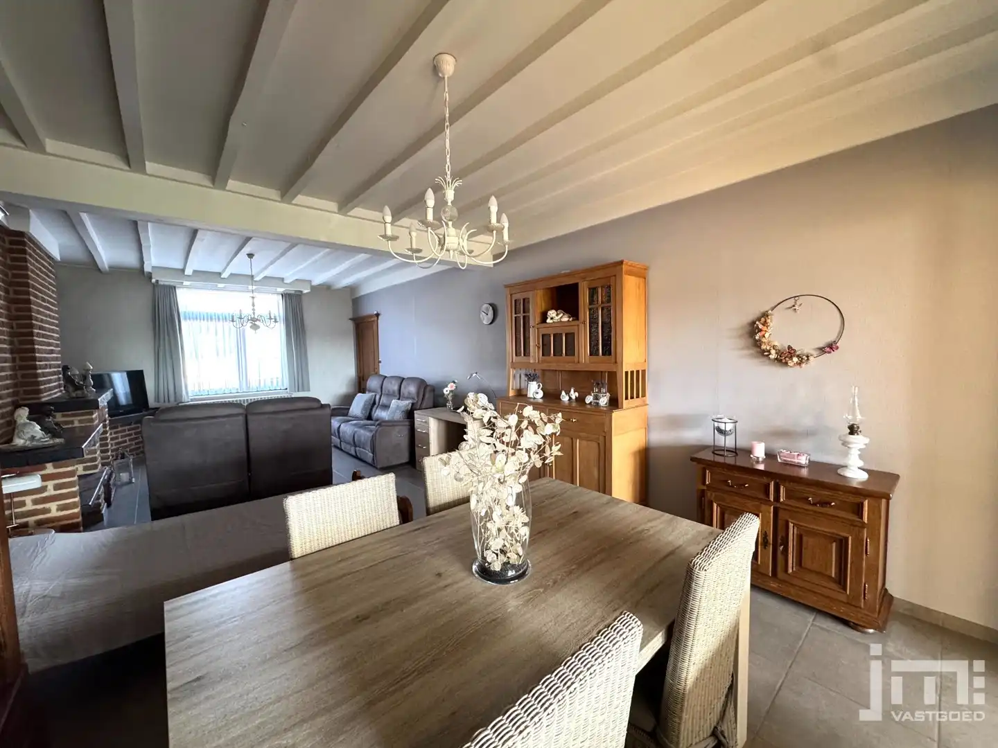 Goed onderhouden woning met 3 slaapkamers en vrij uitzicht in Kerniel foto 2