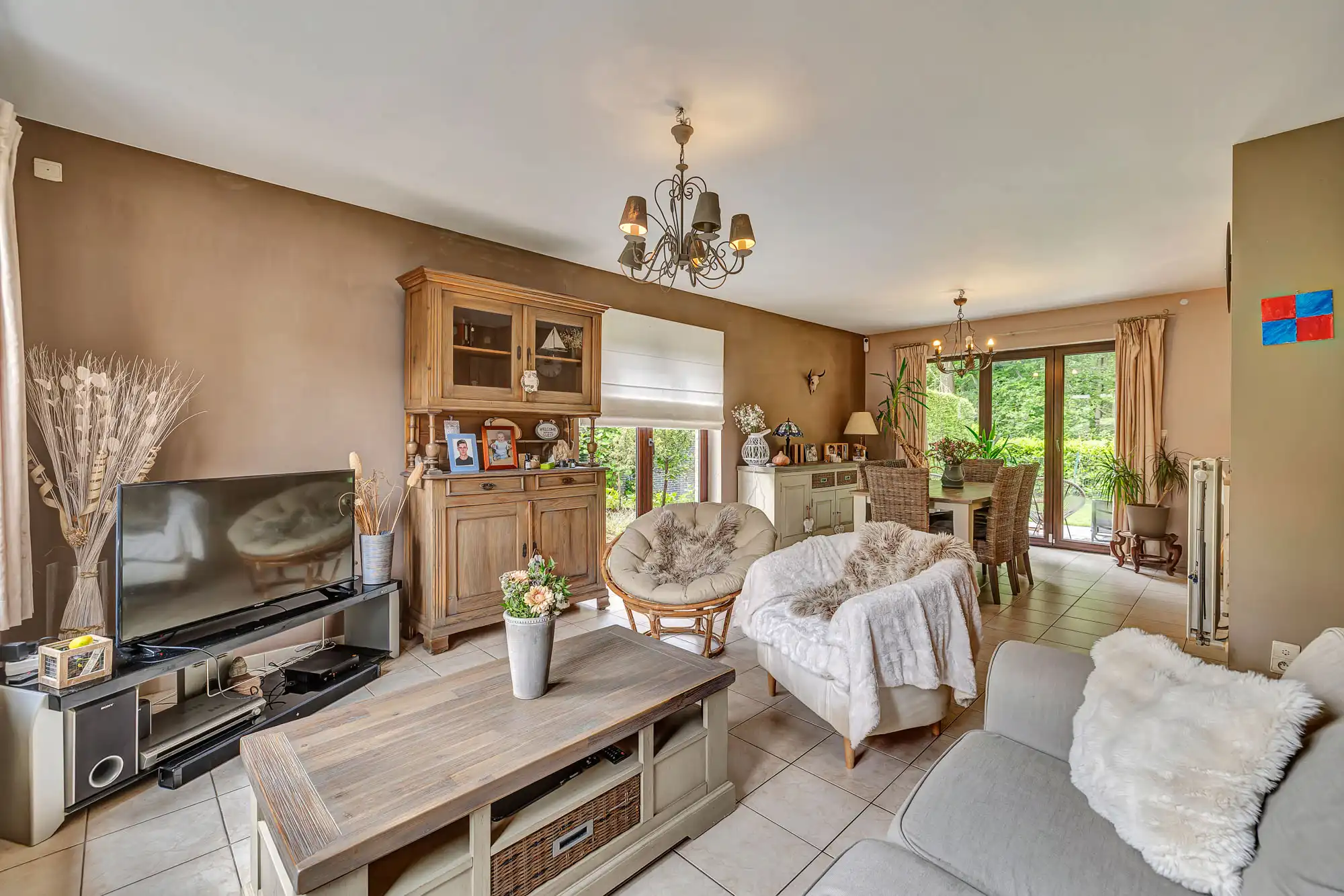 Instapklare open bebouwing met tuin op toplocatie! foto 3