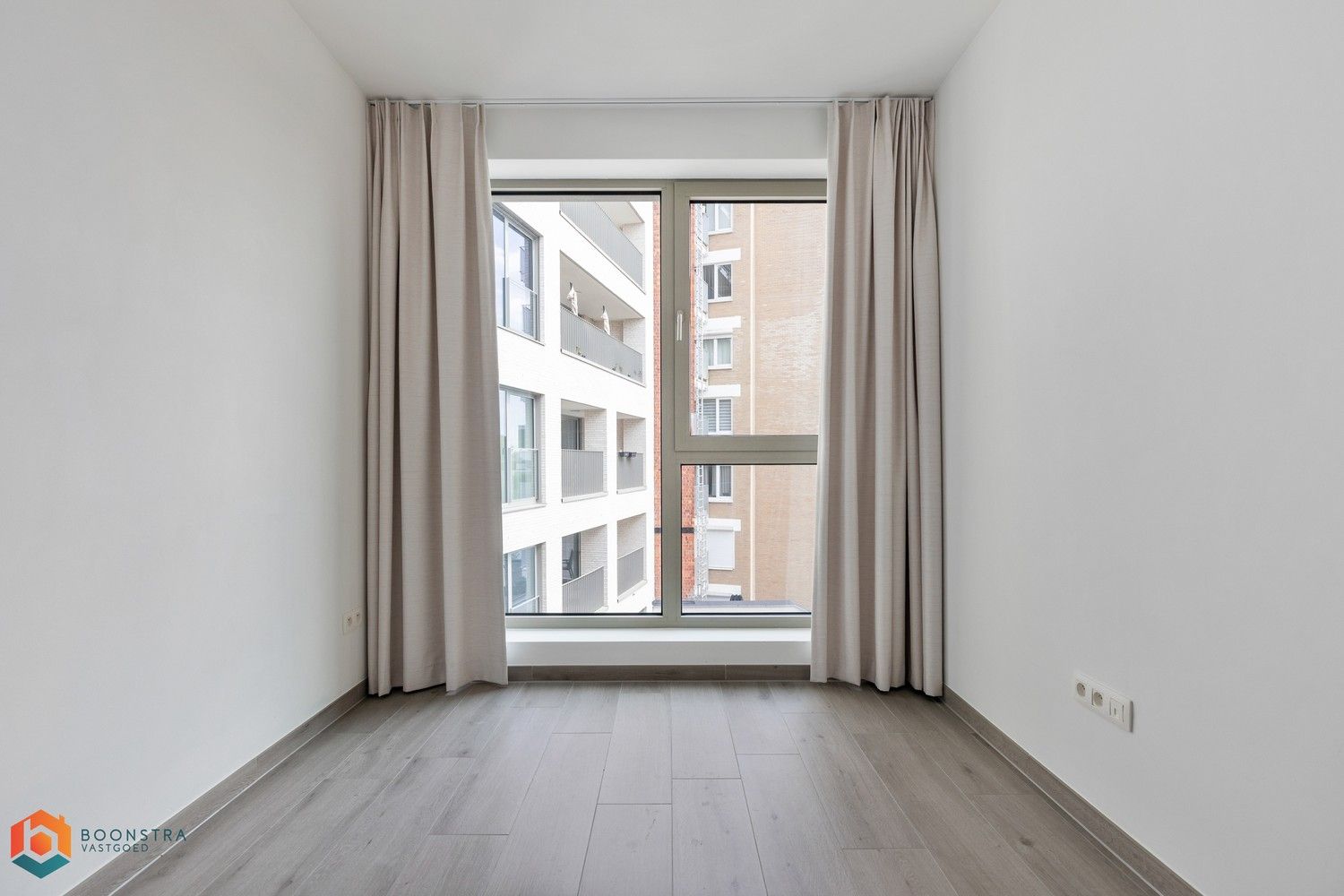 BEN app. met 3 slpkrs incl. parking en berging op unieke locatie foto 9
