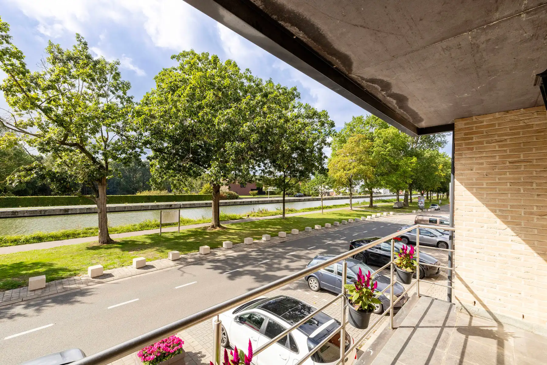 Appartement met 3 slkps en 2 terrassen met zicht op de Vaart foto 18