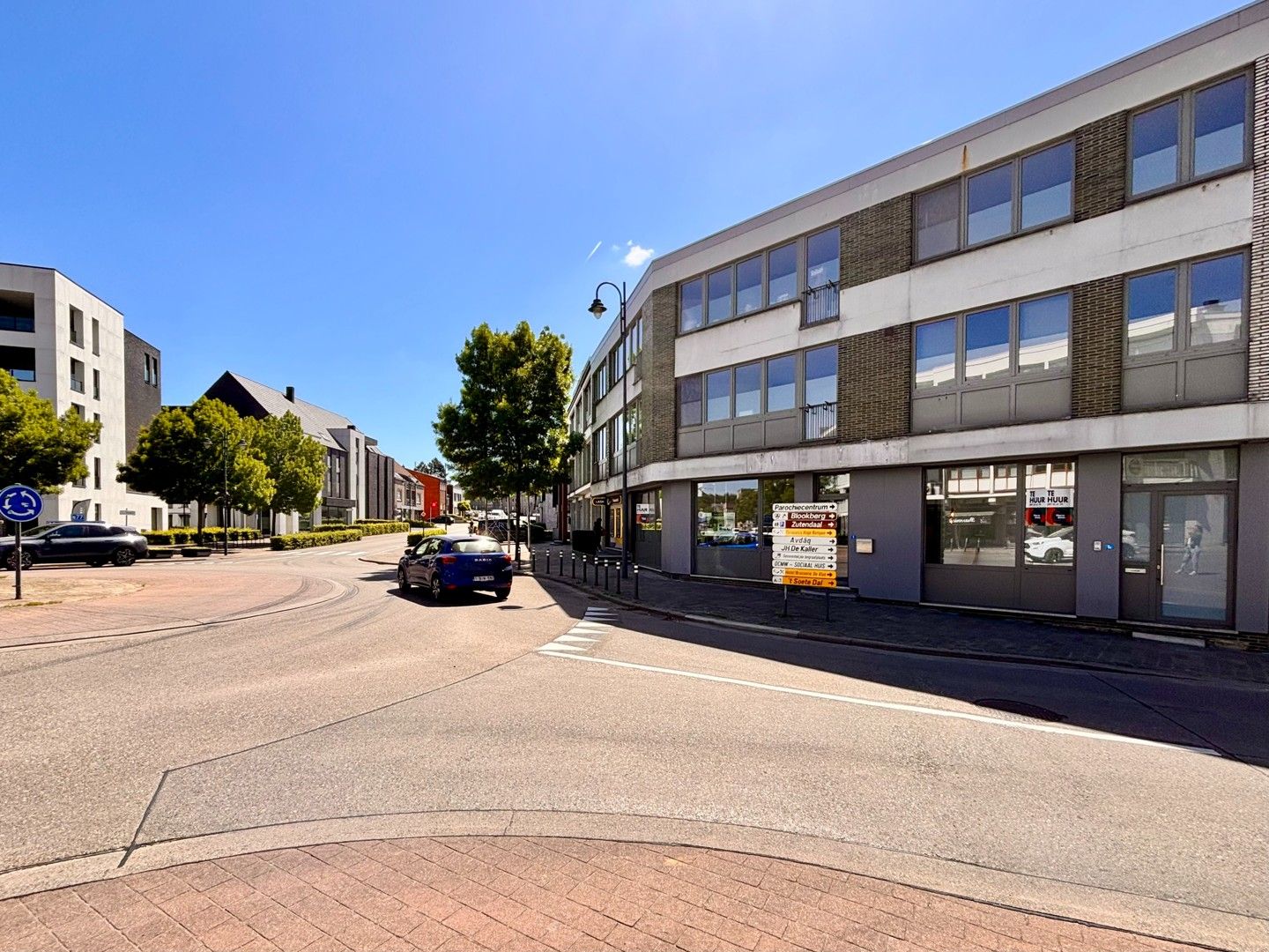 Kantoorruimte te huur in het hart van Zutendaal foto 3