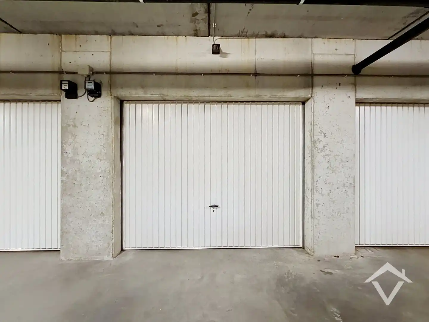 Instapklaar appartement met 2 slaapkamers, 2 bergingen en garage te Eernegem foto 33