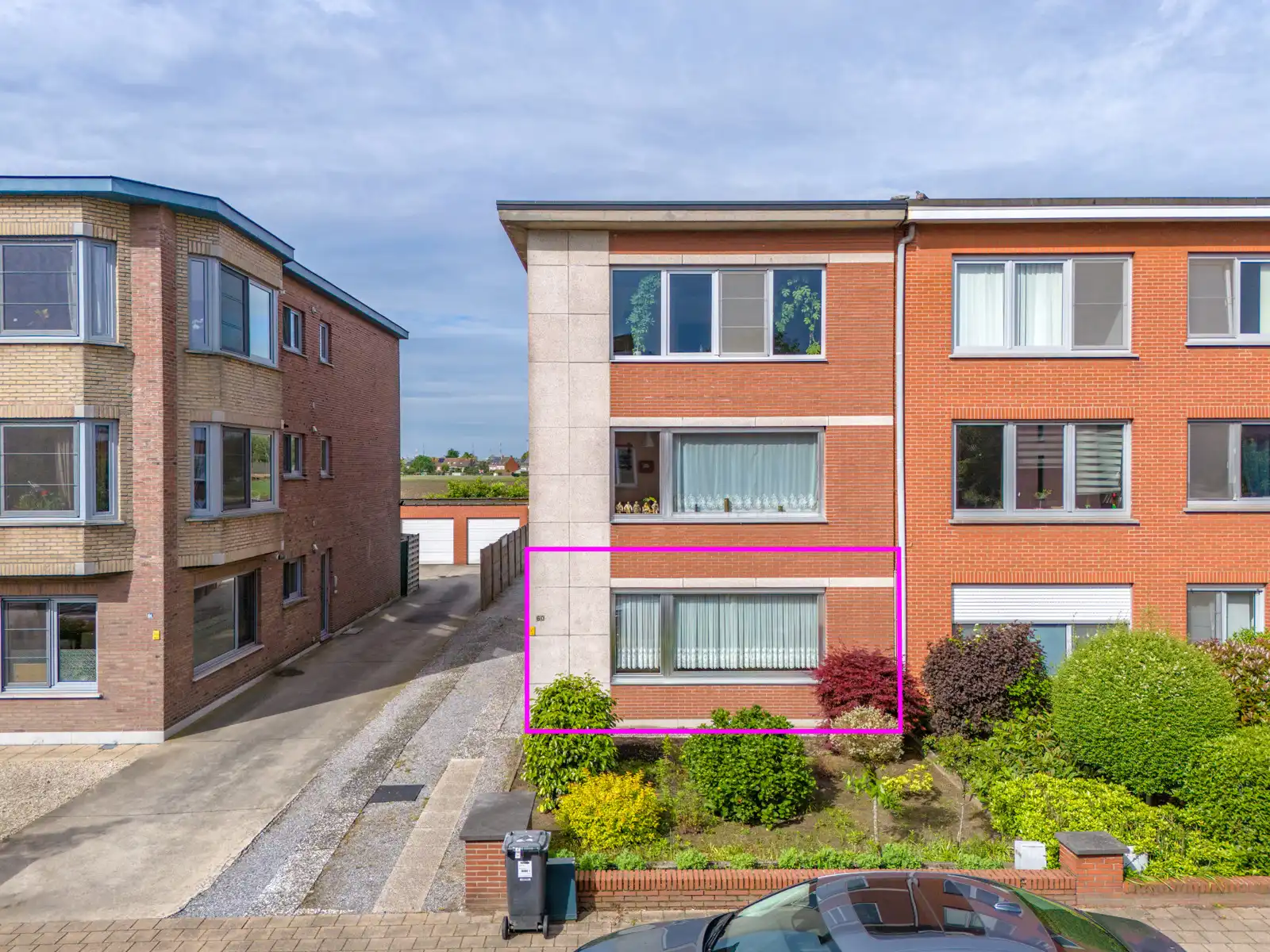 Te renoveren gelijkvloers appartement met 2 slaapkamers en garagebox! foto 13