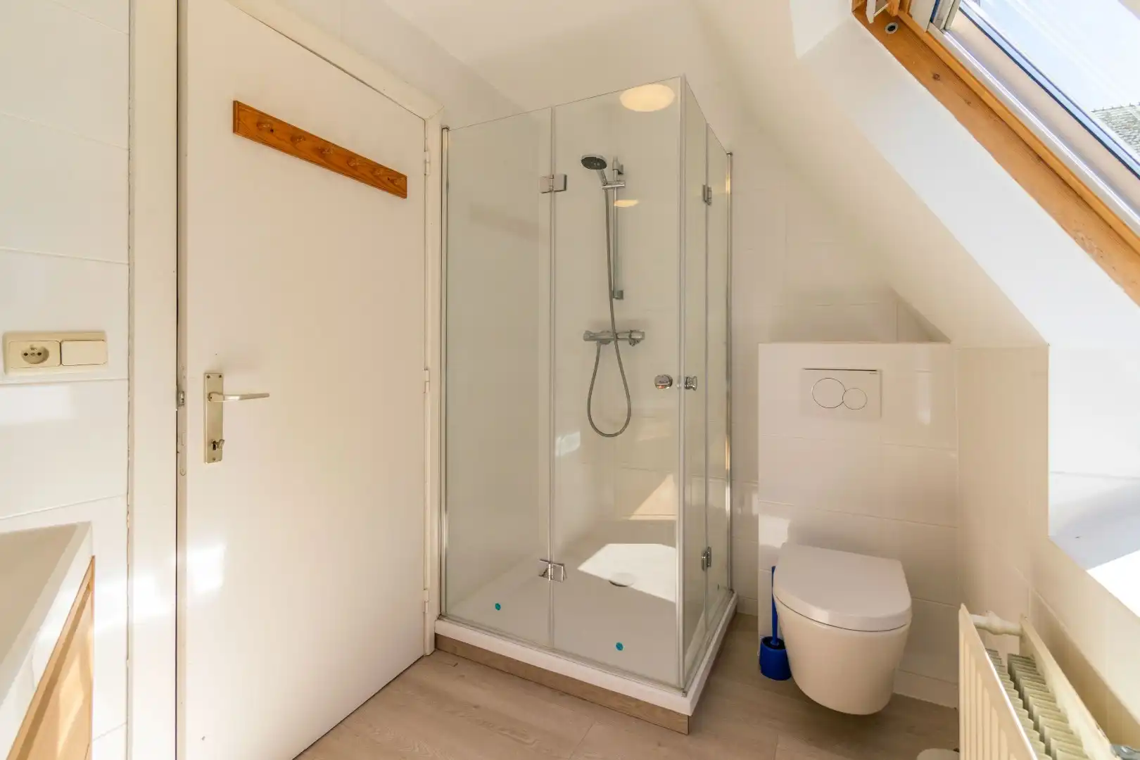 INSTAPKLAAR APP MET 2 SLAAPKAMERS + 2 BADKAMERS! foto 12
