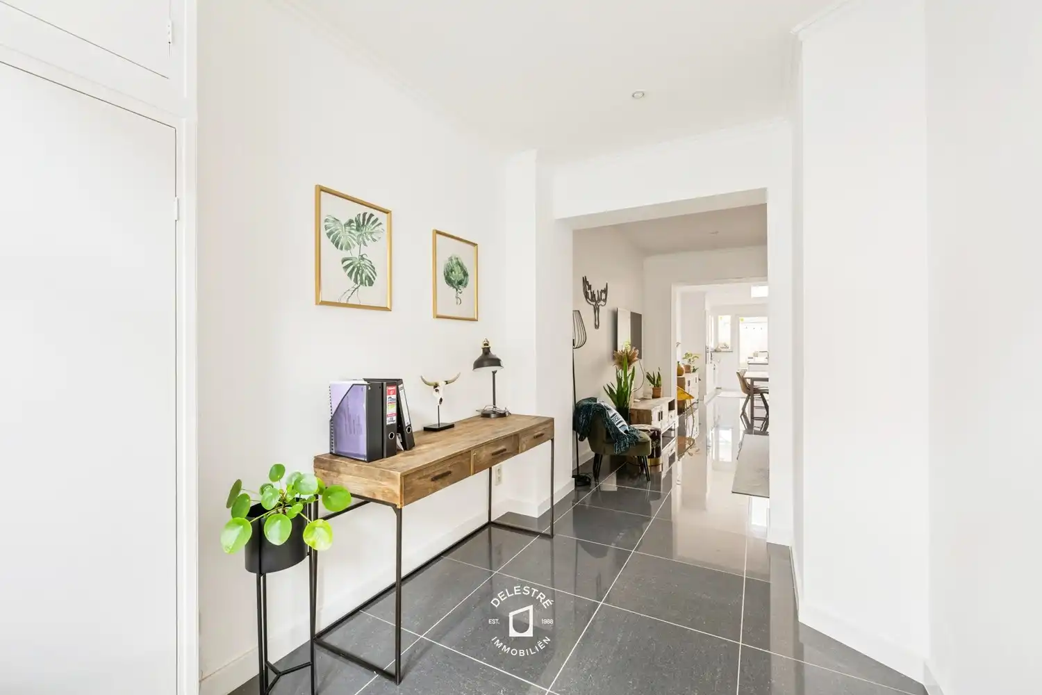 Comfortabel wonen in een instapklare woning met 3 slaapkamers en terras foto 3