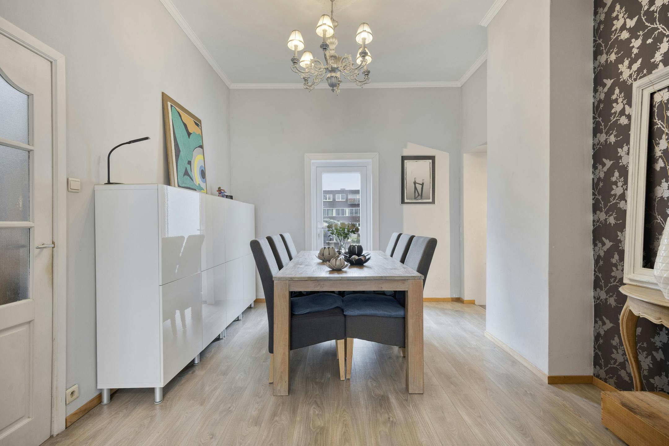 Charmante woning met potentieel te koop in Steenokkerzeel foto 4