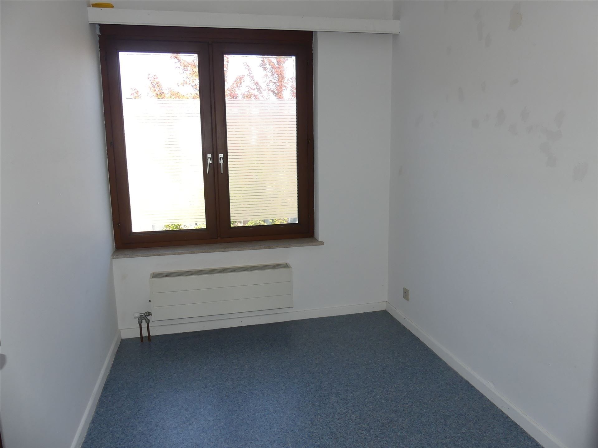Ruime woning gelegen in een topbuurt te Aartselaar! foto 9