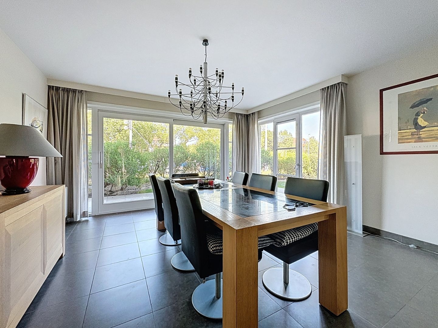 Prachtig appartement nabij het centrum van Sint-Idesbald. foto 2