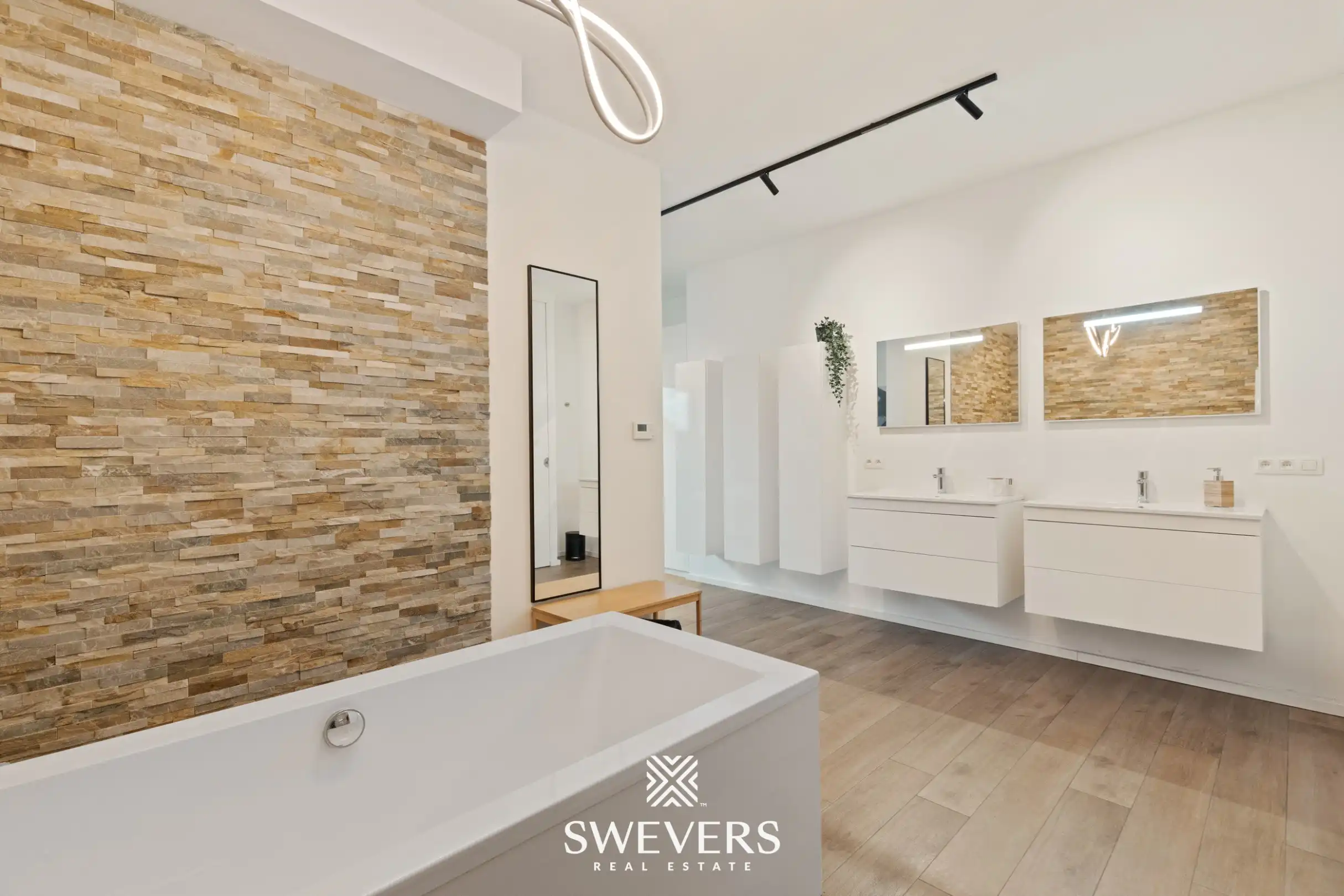 Moderne woning (236 m²) met 4 slaapkamers en dakterras foto 15