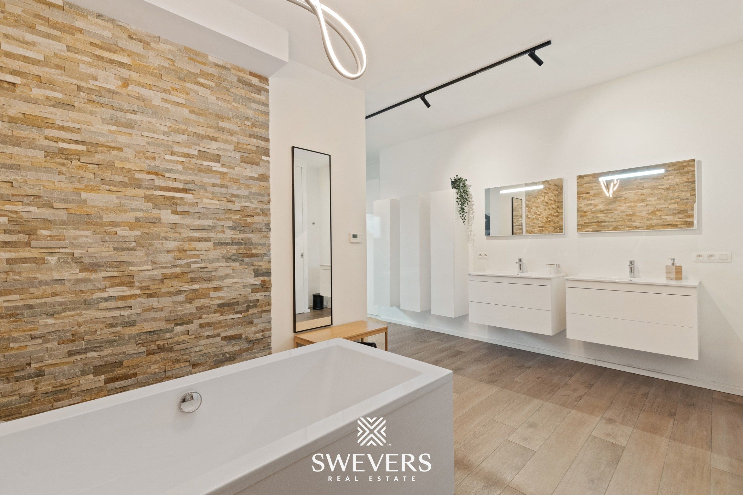 Moderne woning (236 m²) met 4 slaapkamers en dakterras foto 15