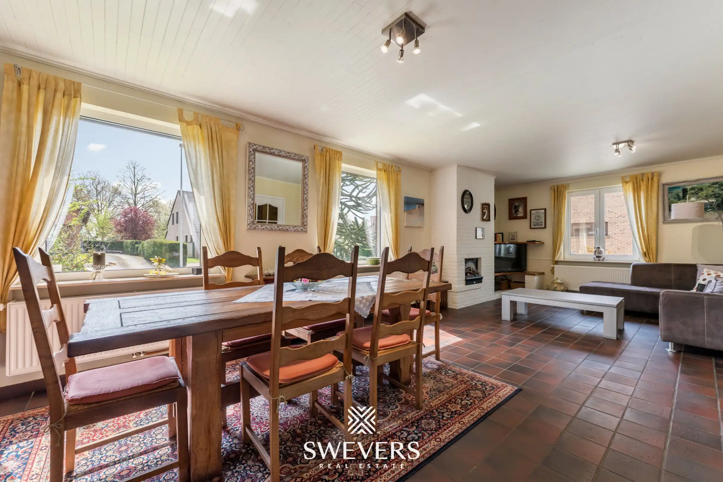 Ruime gezinswoning met 5 slaapkamers en open zicht op groen in Heusden-Zolder foto 6