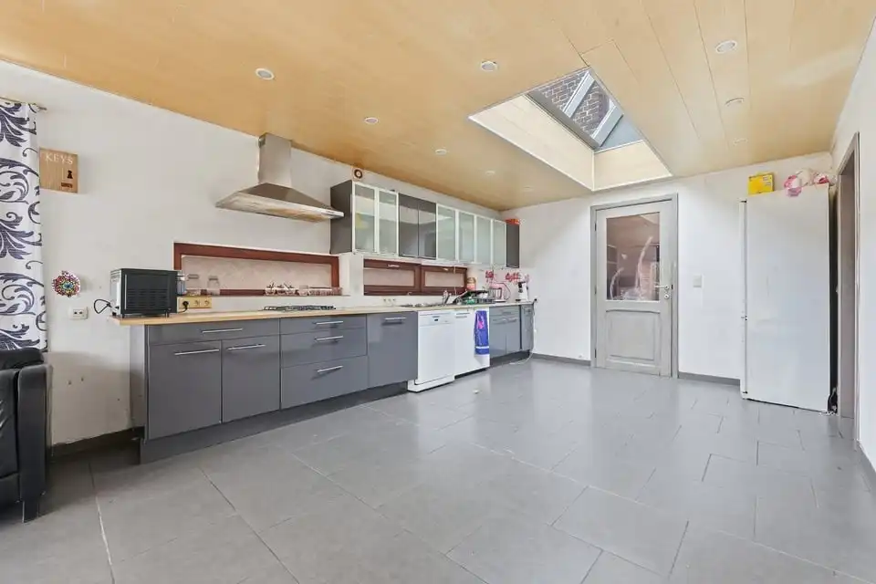 RUIME GEZINSWONING OP EEN MOOI PERCEEL IN RUMMEN foto 12