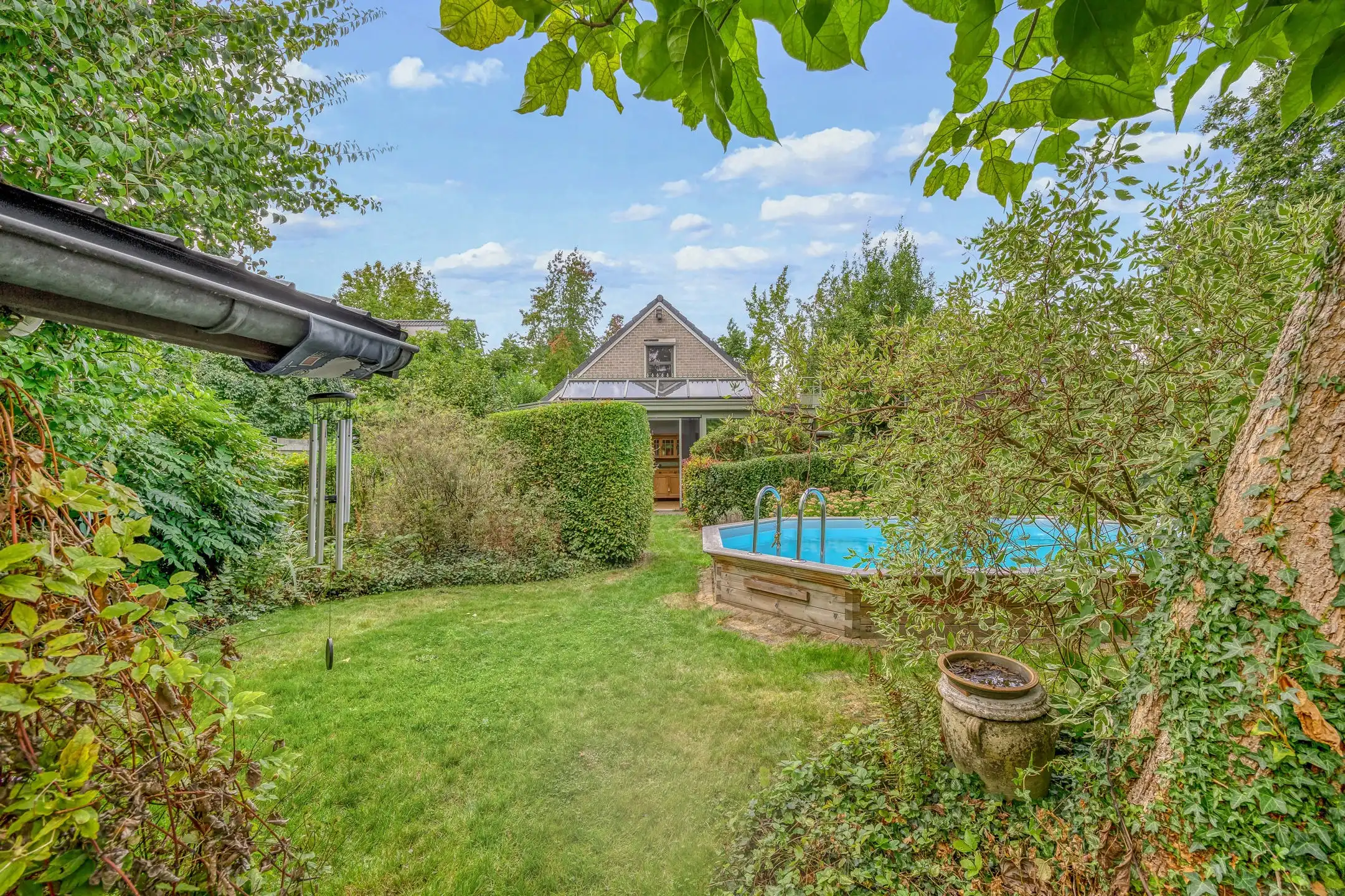 Instapklare gezinswoning met 3 slaapkamers in Emblem foto 29