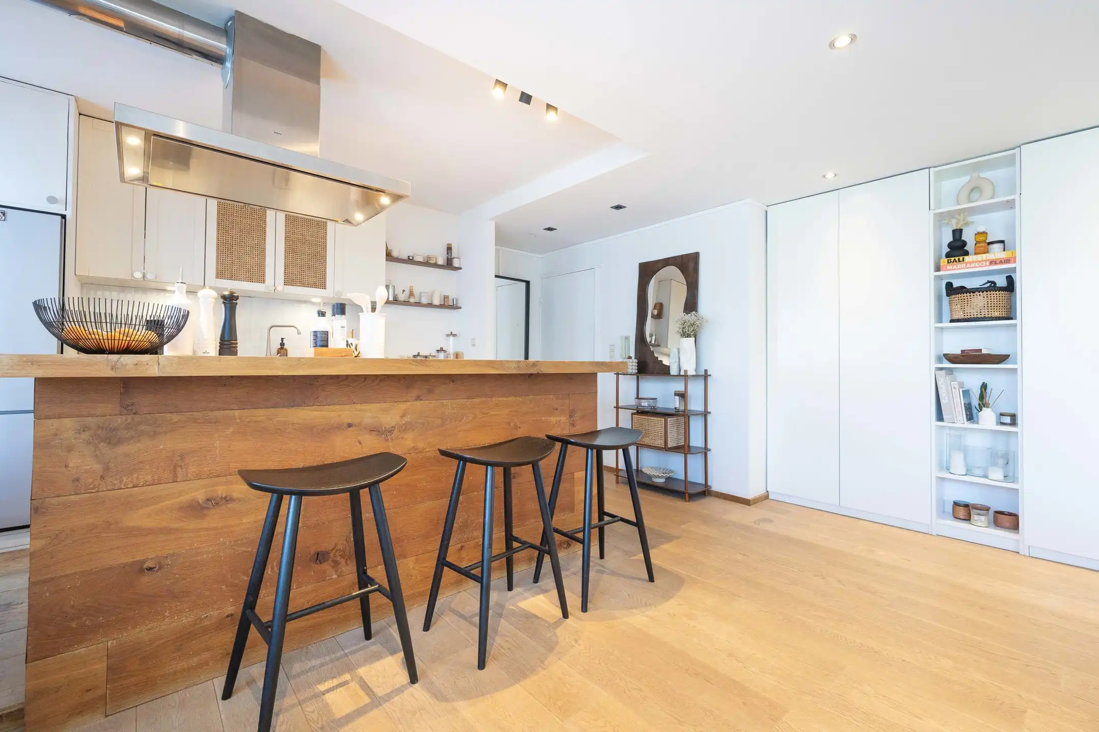Gerenoveerd appartement met vrij uitzicht op het park foto 10