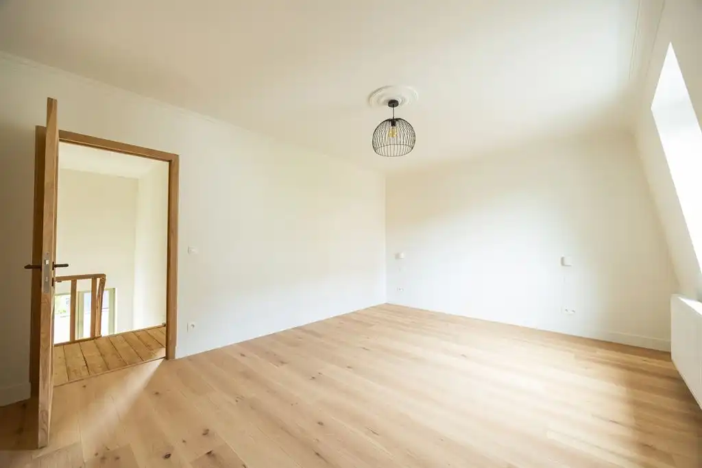 Hoogwaardig gerenoveerd herenhuis vlakbij Zurenborg foto 27