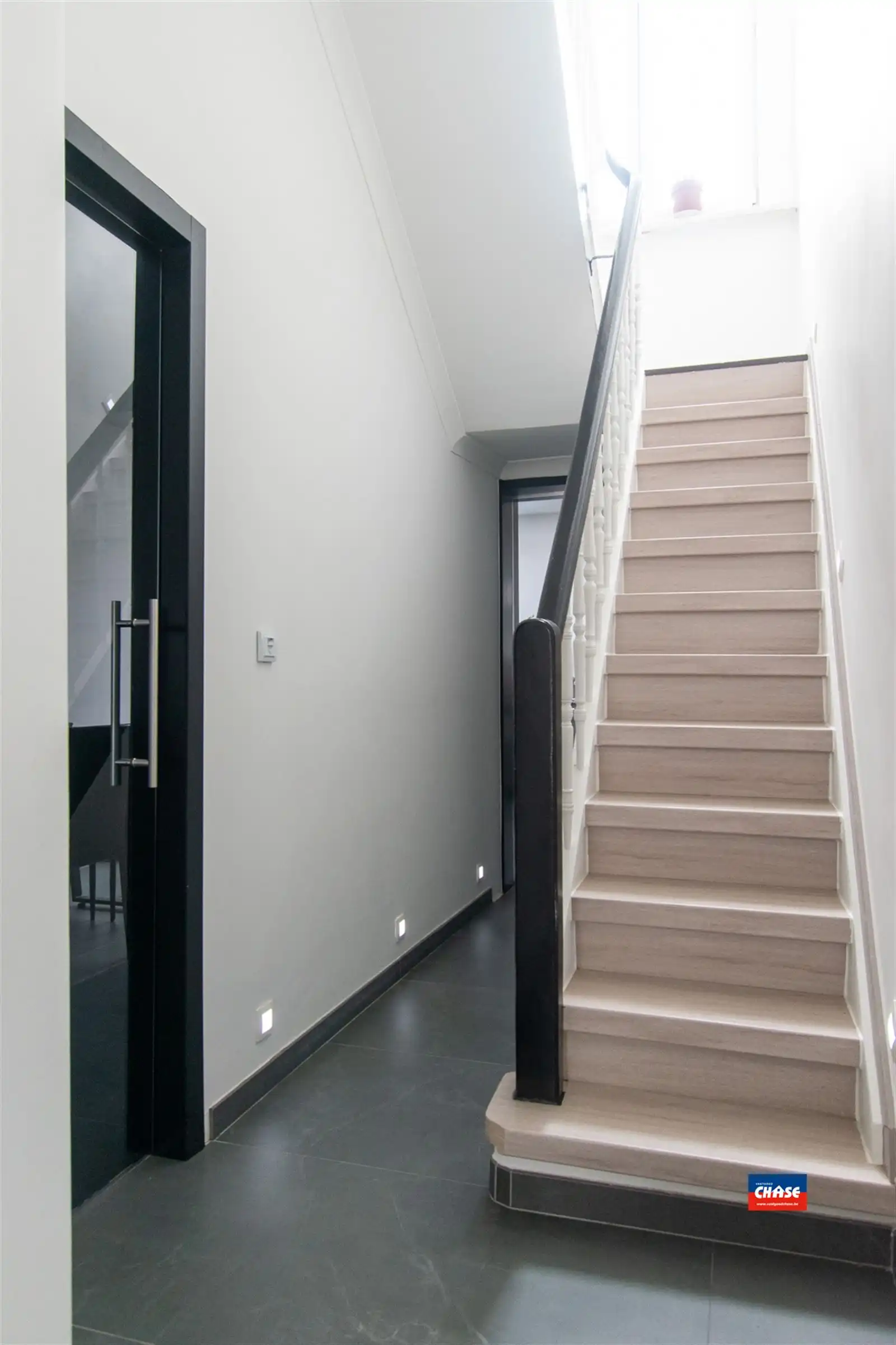 Instapklare woning met 4 slaapkamers foto 9