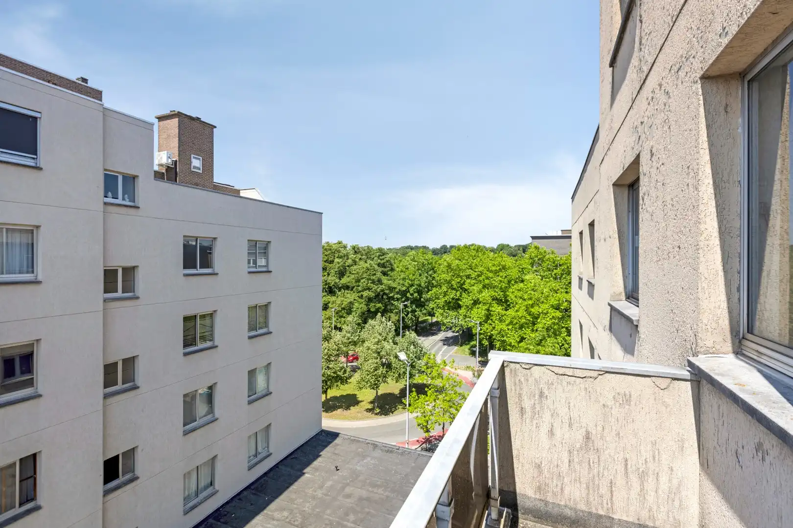 Dieplaan   43  Bus  54   3600  Genk foto 23