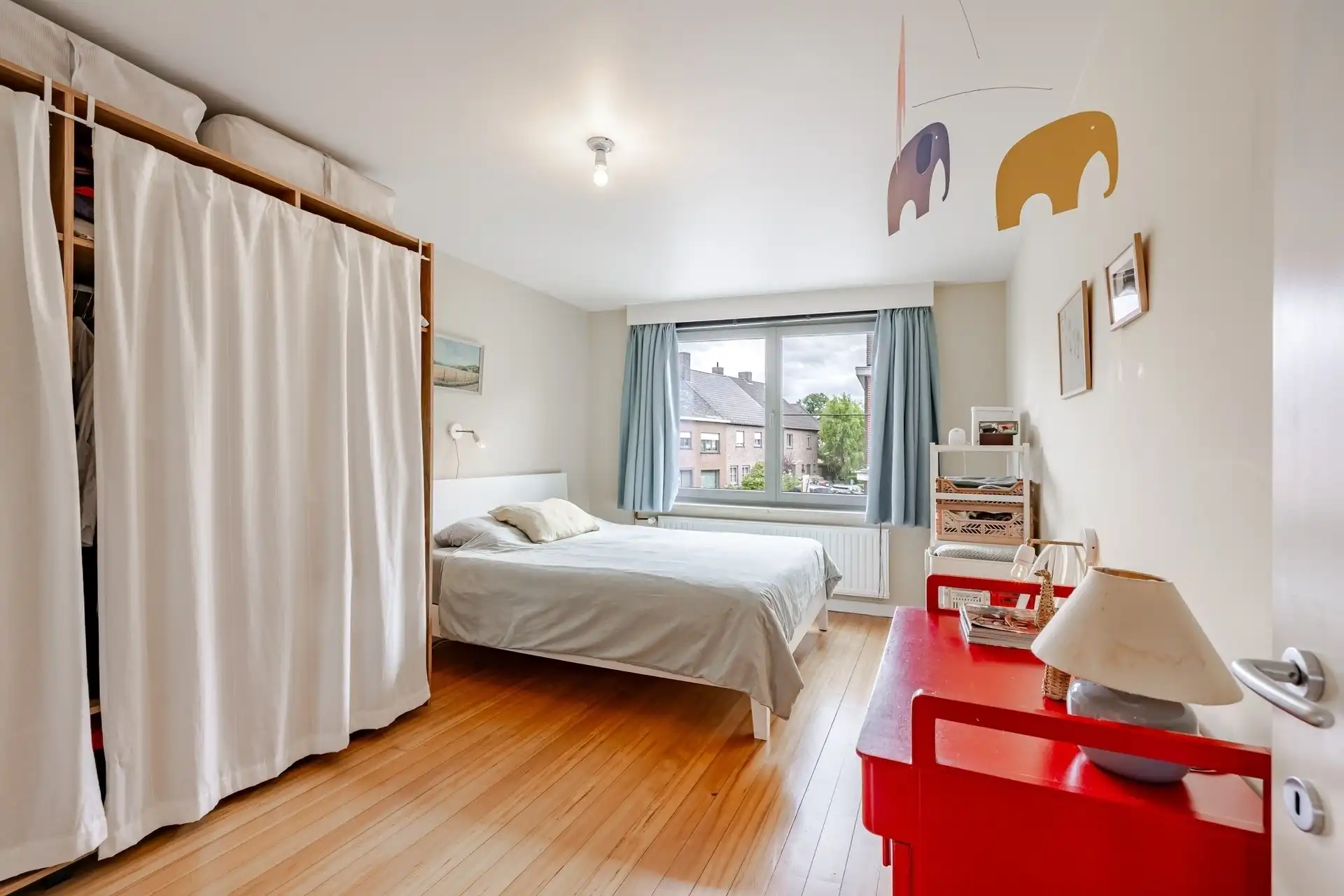 Fijne instapklare rijwoning in centrum Wetteren foto 18