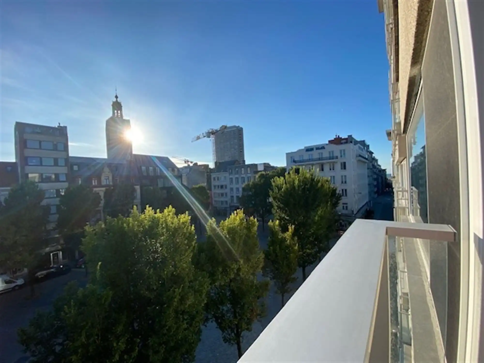 Ruim, zonnig appartement centrum Oostende foto 12
