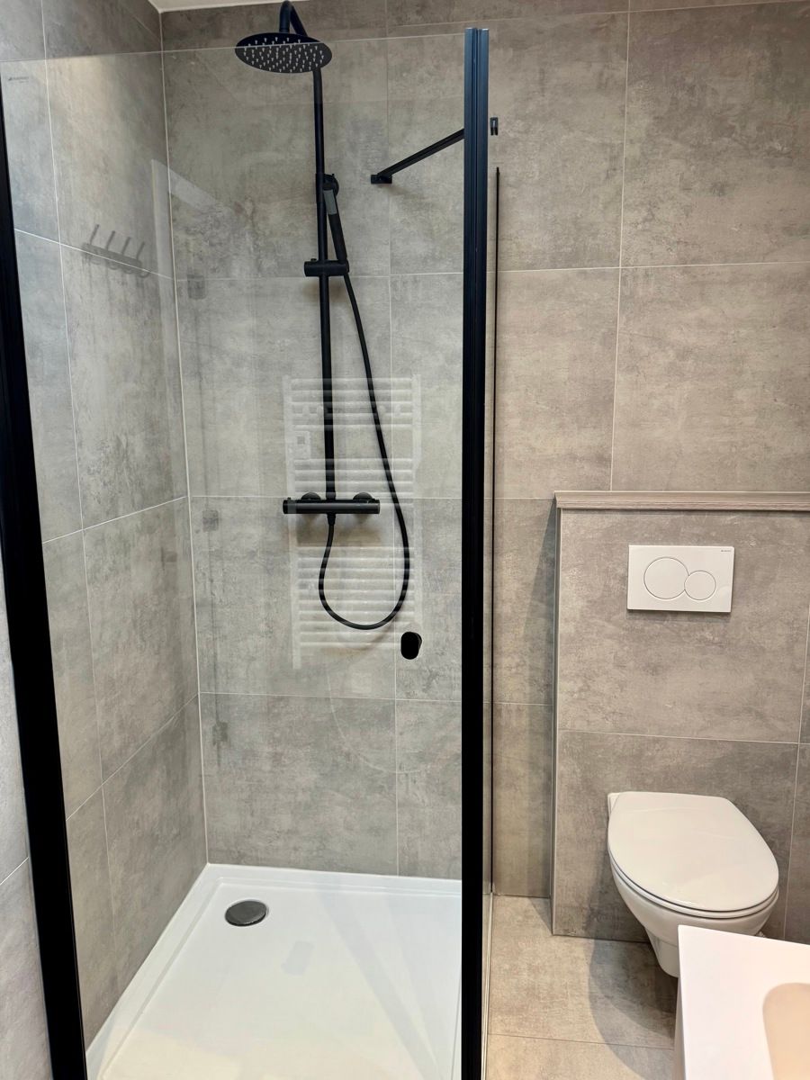 Gerenoveerde rijwoning te huur in centrum Geraardsbergen foto 12
