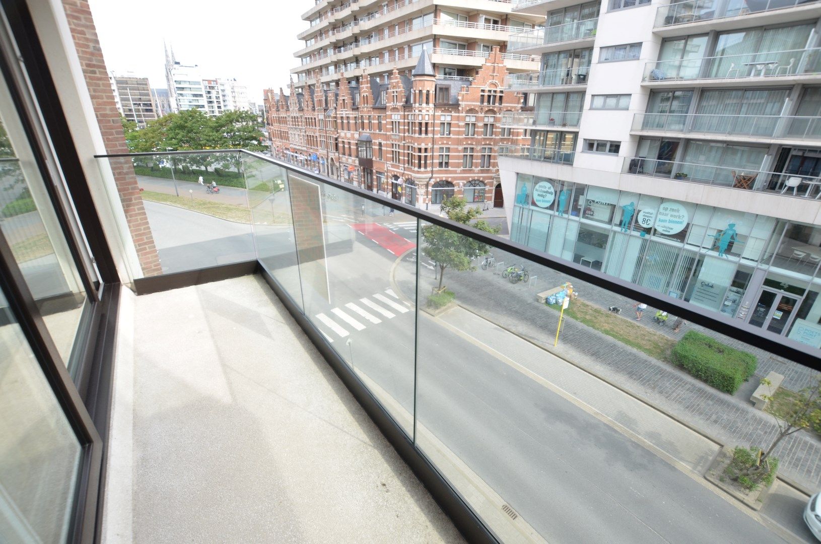 Mooi appartement met twee terrassen foto 9