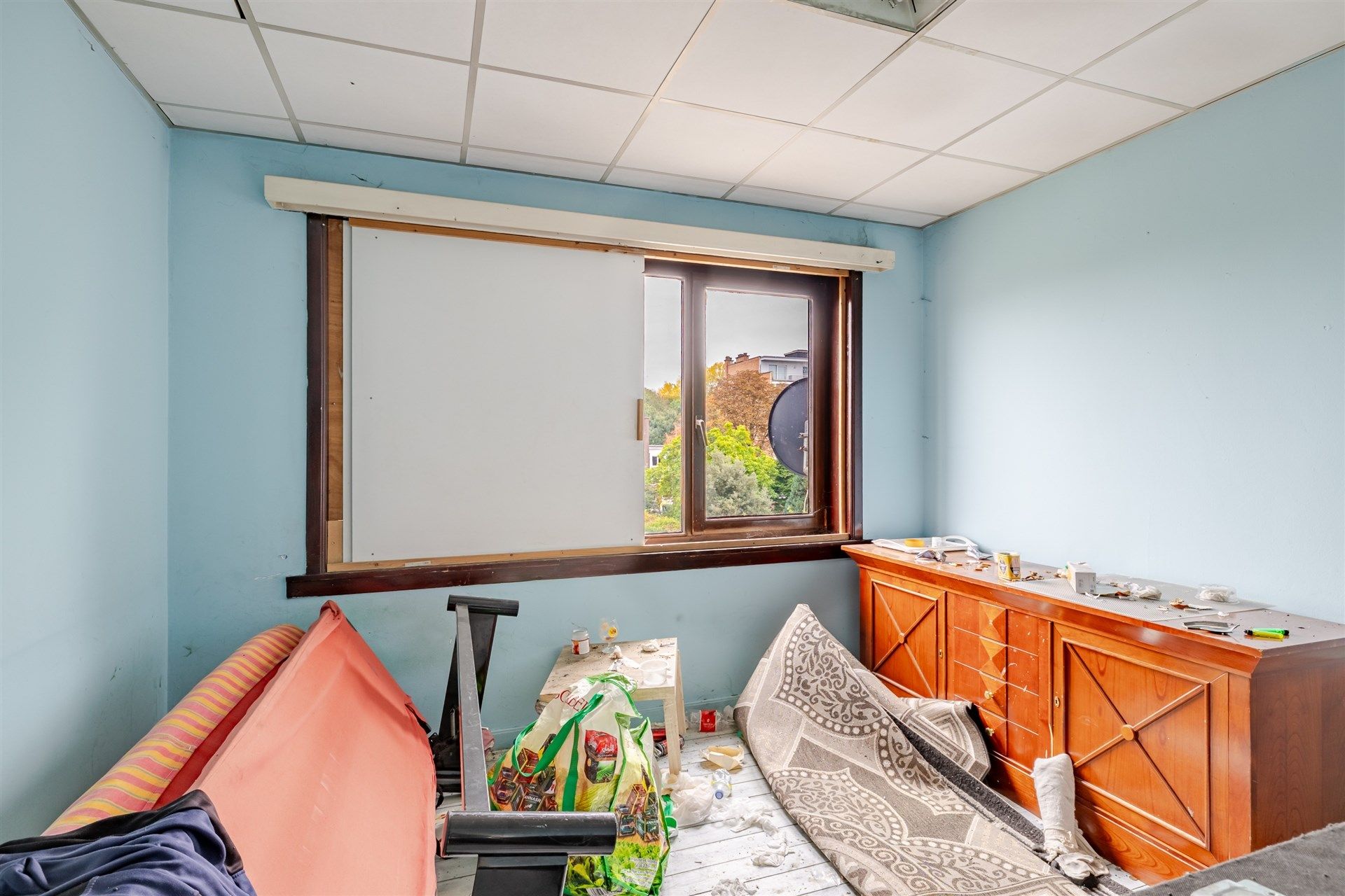 Renovatieproject bestaande uit 3 appartementen + 1 huis + 8 garageboxen foto 8