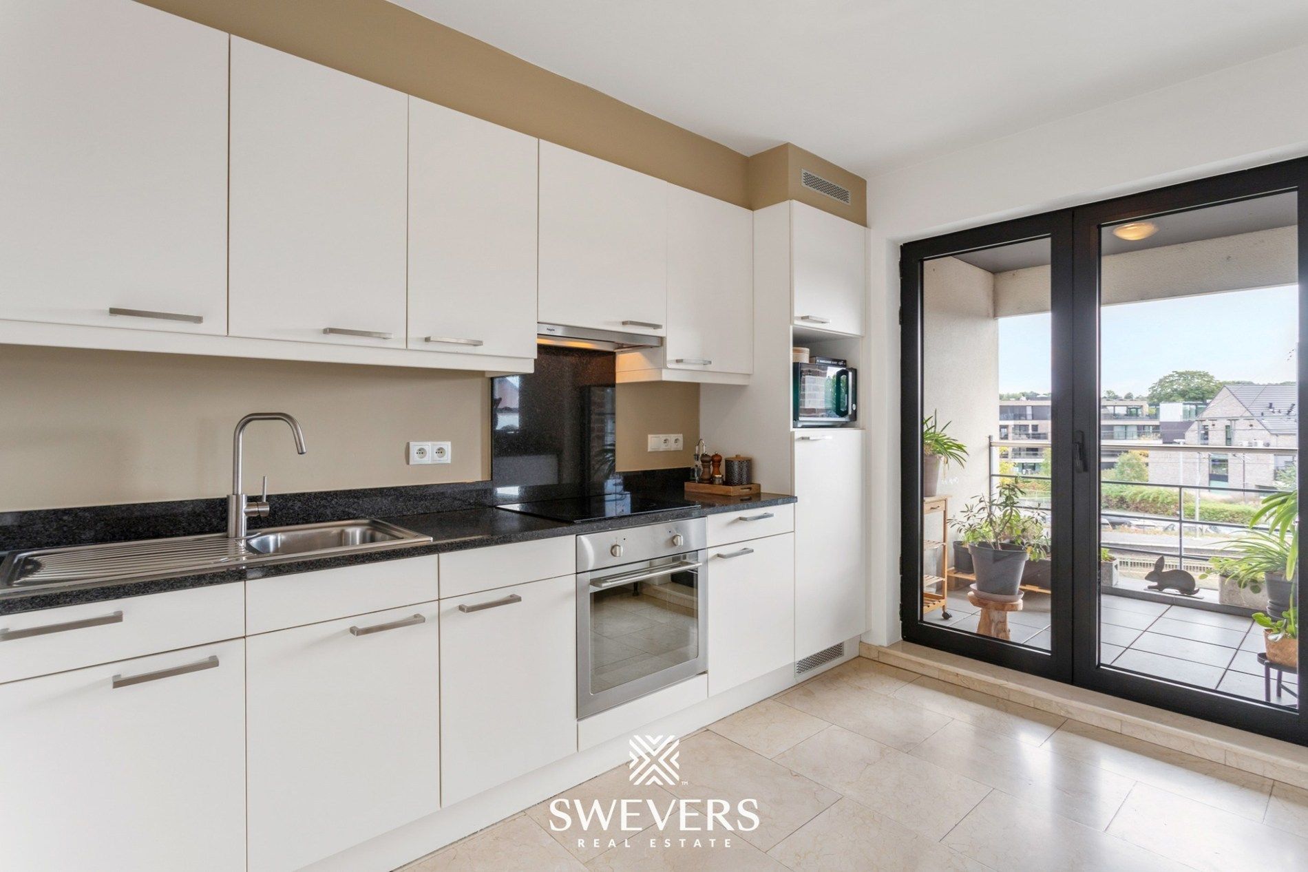 Instapklaar appartement van 136 m² met twee slaapkamers vlakbij het centrum van Bilzen   foto 14