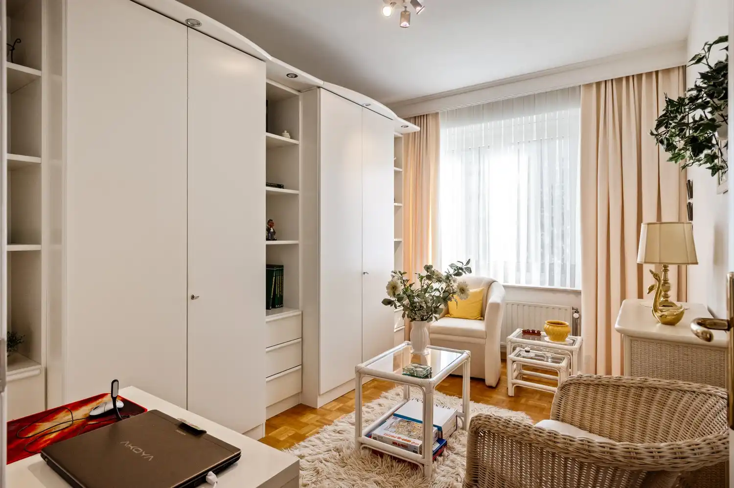 Verzorgd appartement met terras, garage in Borsbeek foto 14