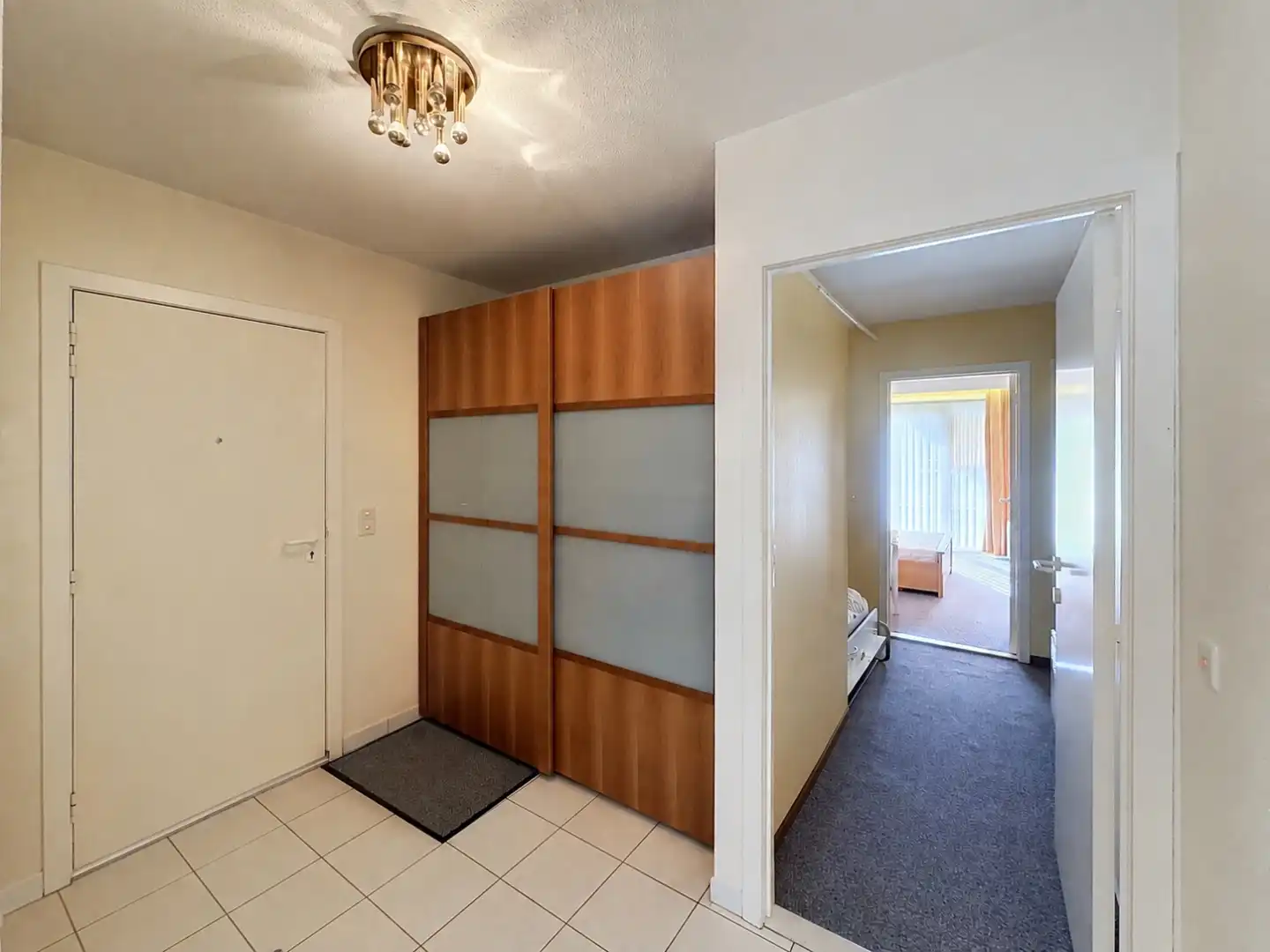 Appartement (type doorloper) met twee terrassen te Nieuwpoort-Bad foto 6
