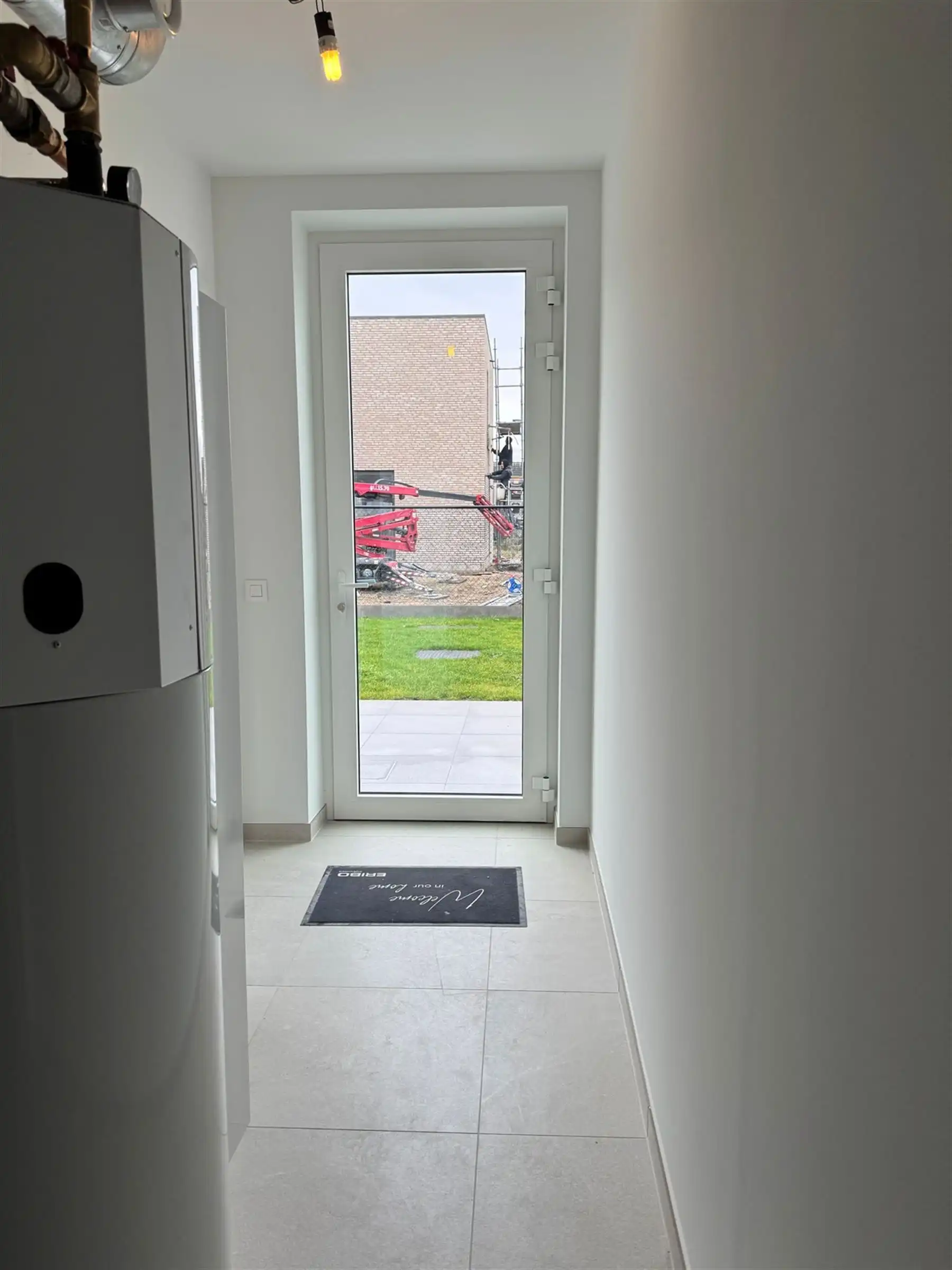 Nieuwbouwwoning met alle comfort foto 8