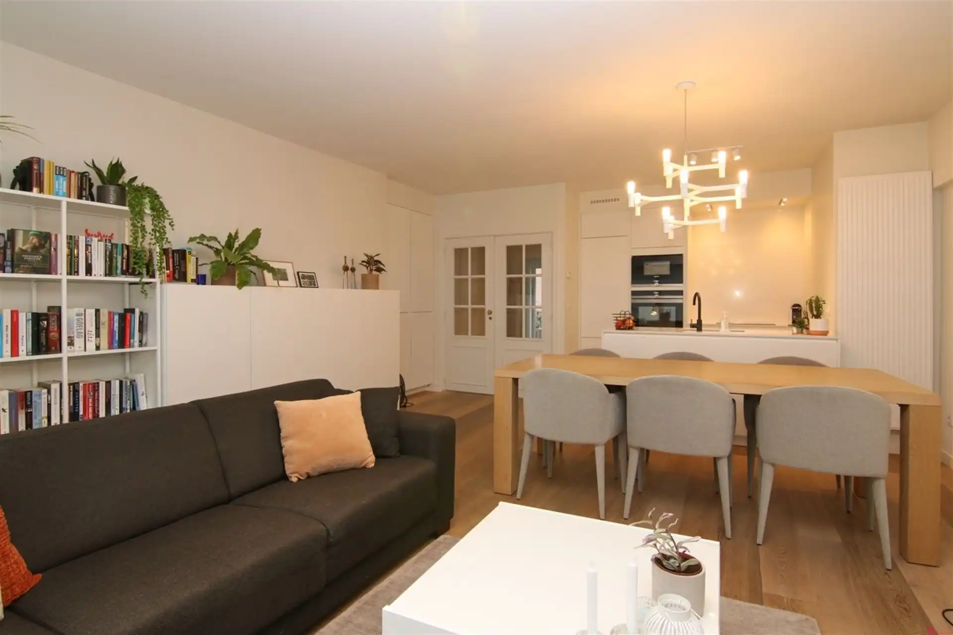 Knap appartement met zuidgericht terras foto 7