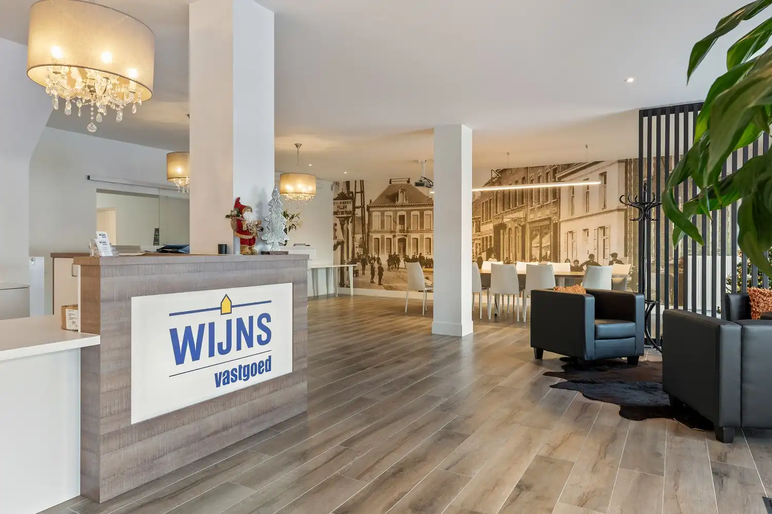 Uiterst gunstig gelegen kantoor. foto 15