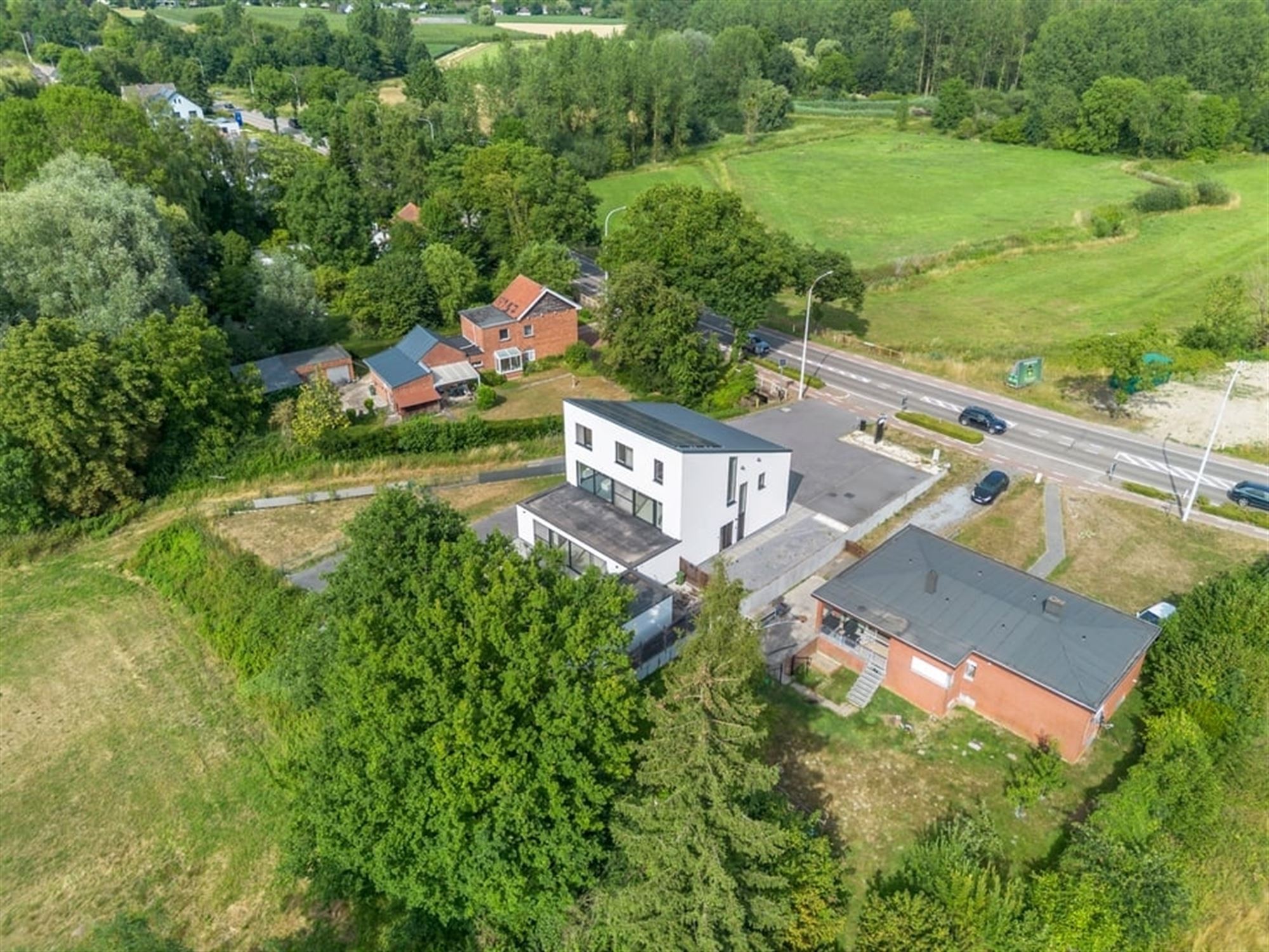 OPEN BEBOUWING MET KANTOOR EN ADEMBENEMEND ZICHT IN HASSELT  foto 75