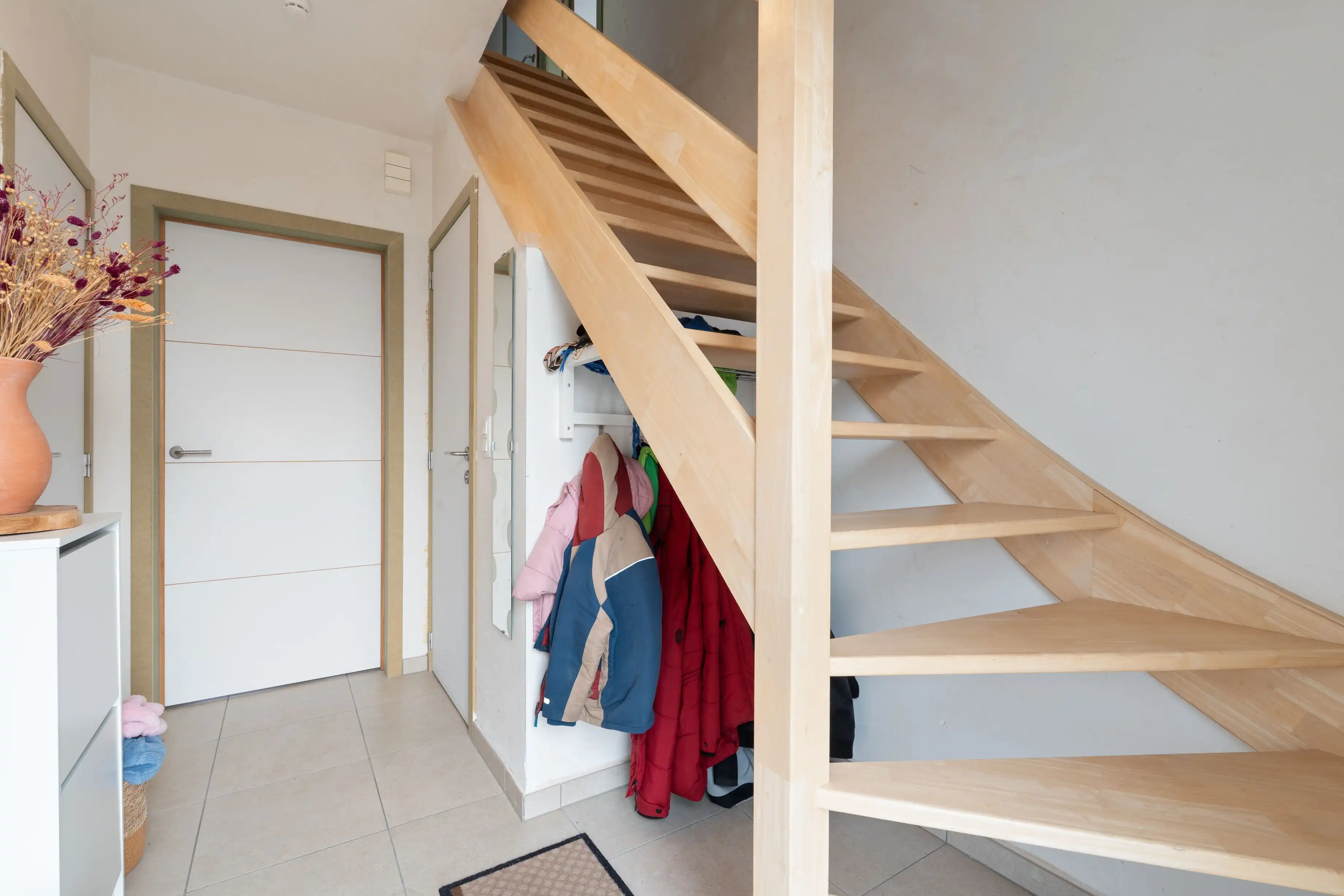 *Recente GEZINSWONING met 4 SLPKS (5 mogelijk) te Oostende (Mariakerke)! foto 7