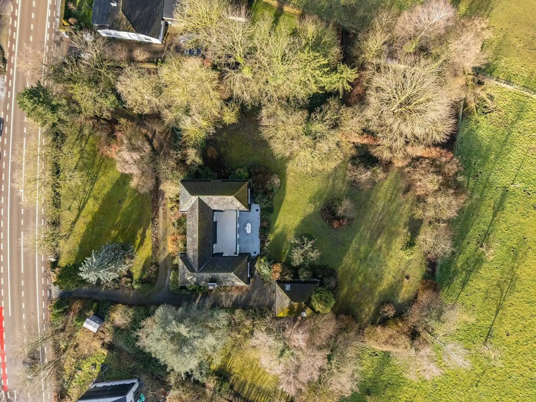 Karaktervolle architectenvilla op uitzonderlijk domein in Diepenbeek foto 22