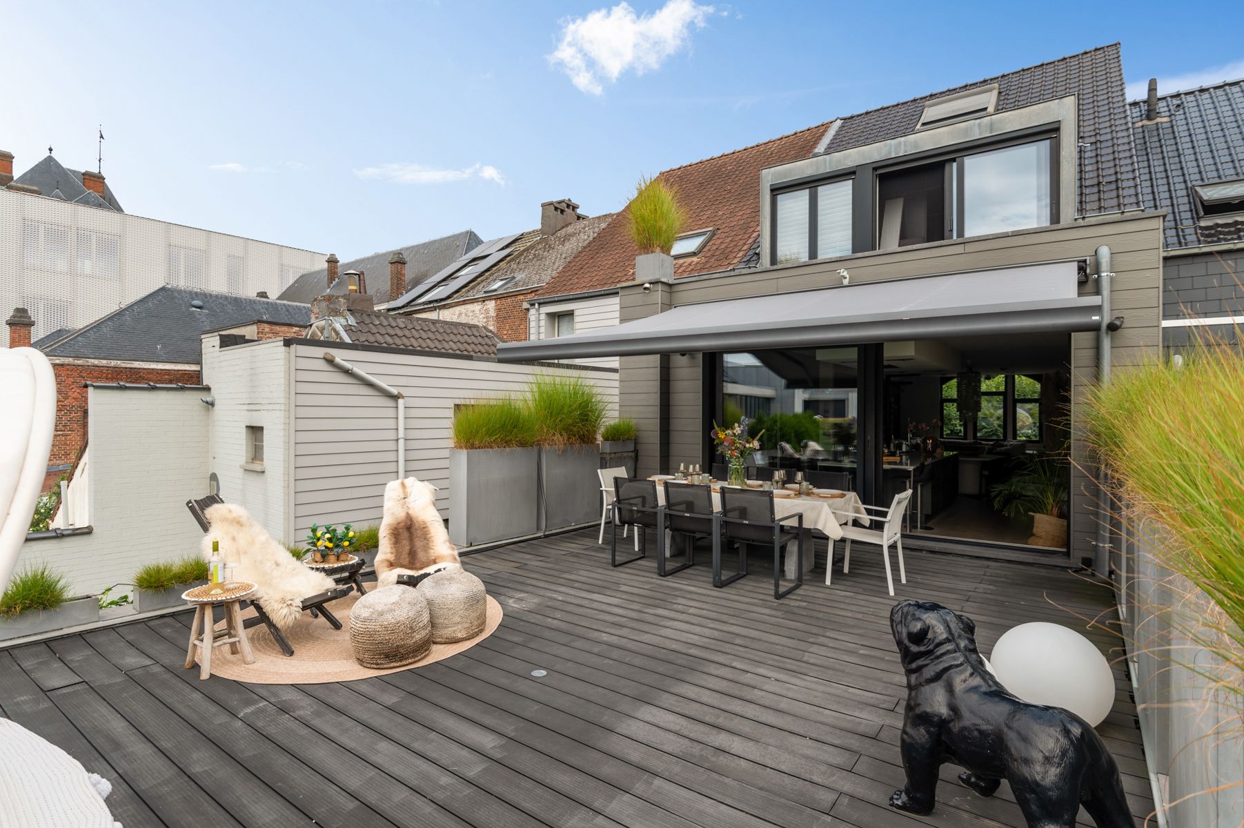 Degelijk gerenoveerde woning aan de Vesten te Lier. foto 20