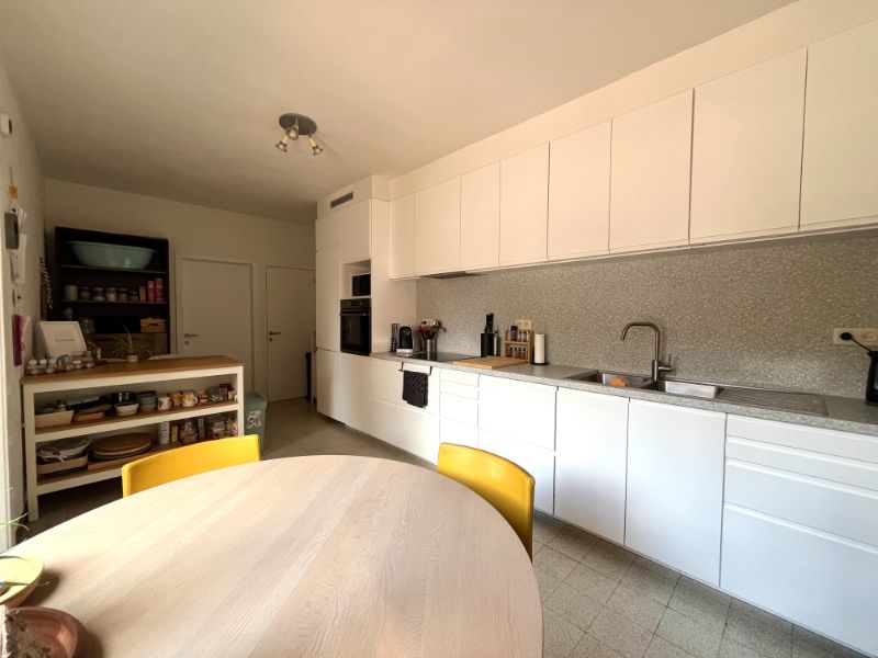 GEZELLIGE WONING MET DRIE SLAAPKAMERS, TUIN EN GARAGE foto 5